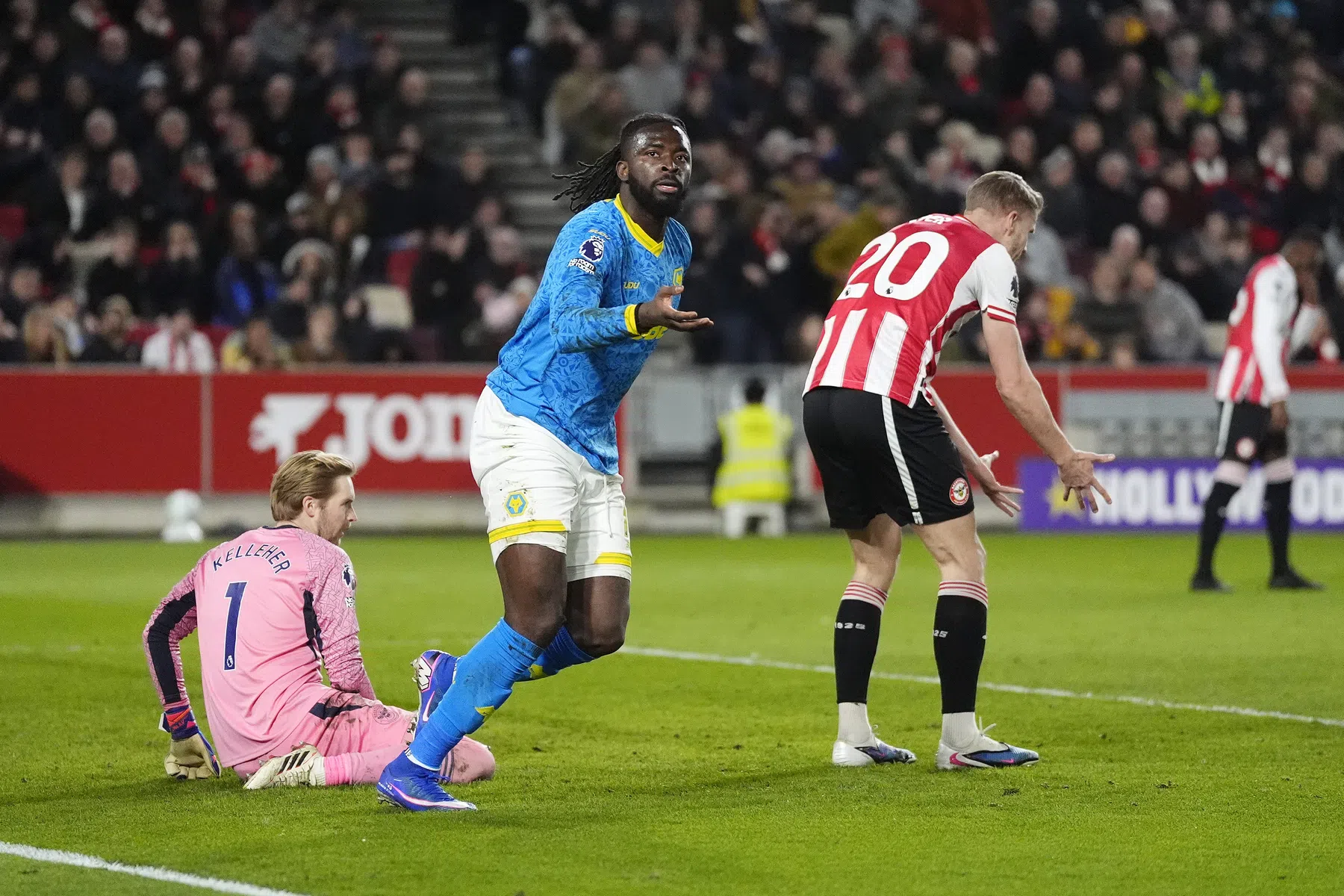 Wolves werkt niet mee aan dubbel feest voor Brentford-spits