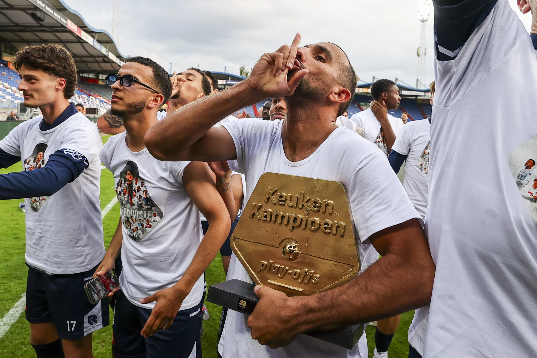 Telstar speelt in op Afrika Cup-ophef met knipoog op X
