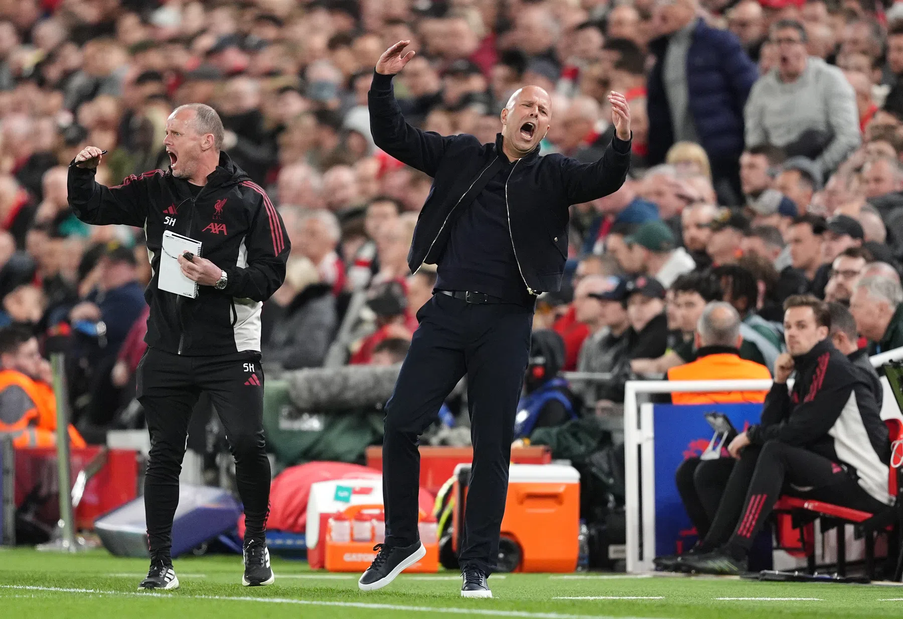 Slot blij met Liverpool-zege, niet met spel van Gala: 'Moeten voetbal beschermen'