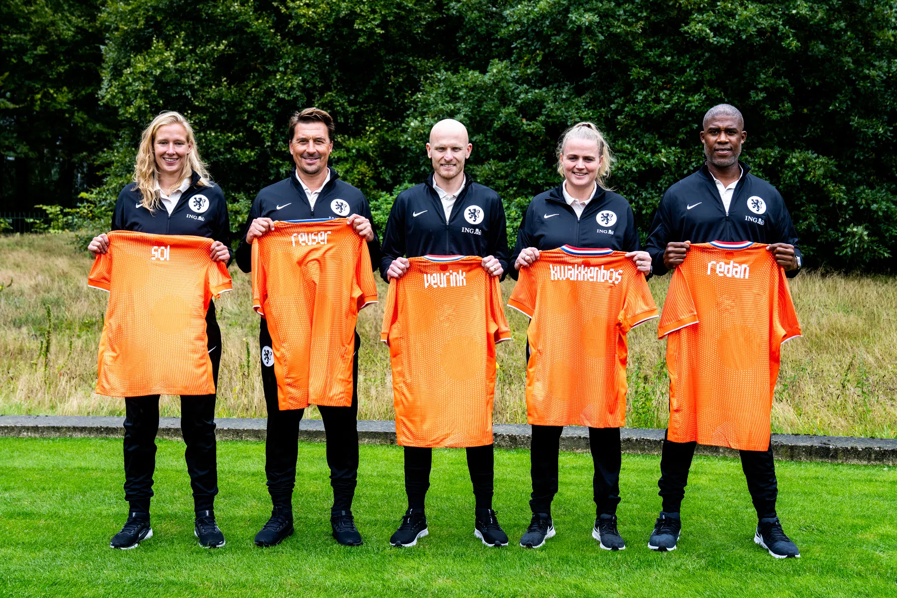FIFA wil meer vrouwelijke coaches, Leeuwinnen voldoen aan nieuwe eis