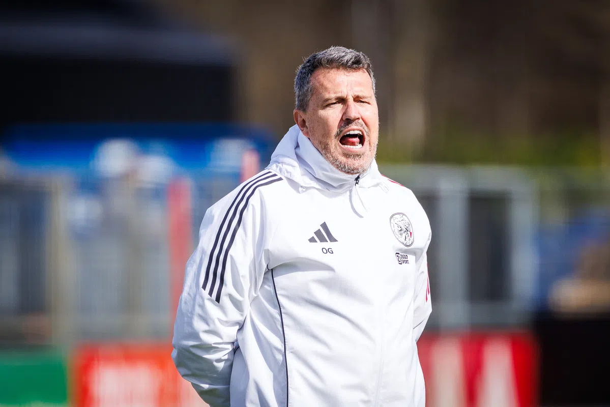 García houdt Ajacieden nuchter: 'Ik geloof niet in een magische ommekeer'