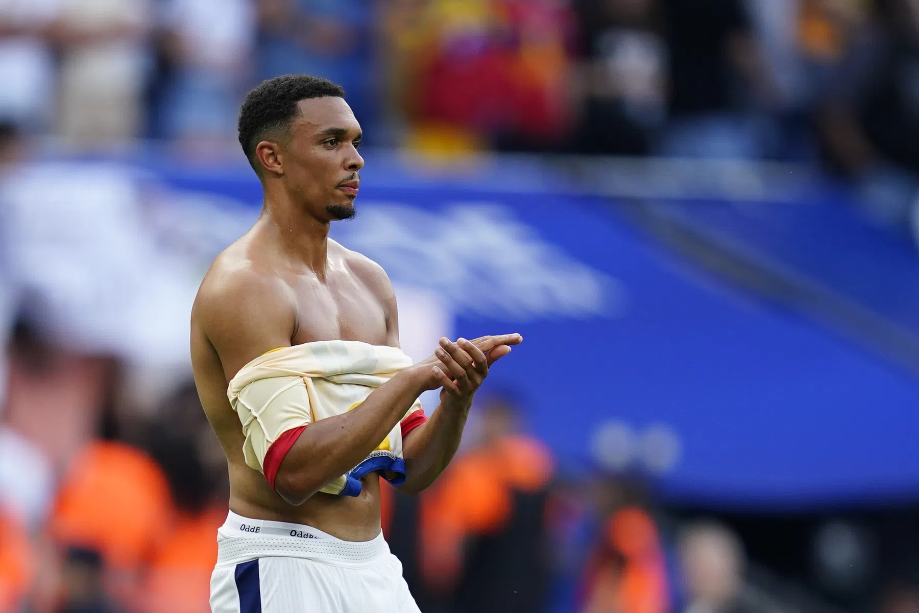 Tuchel roept 35 spelers op voor Engeland, maar géén Alexander-Arnold