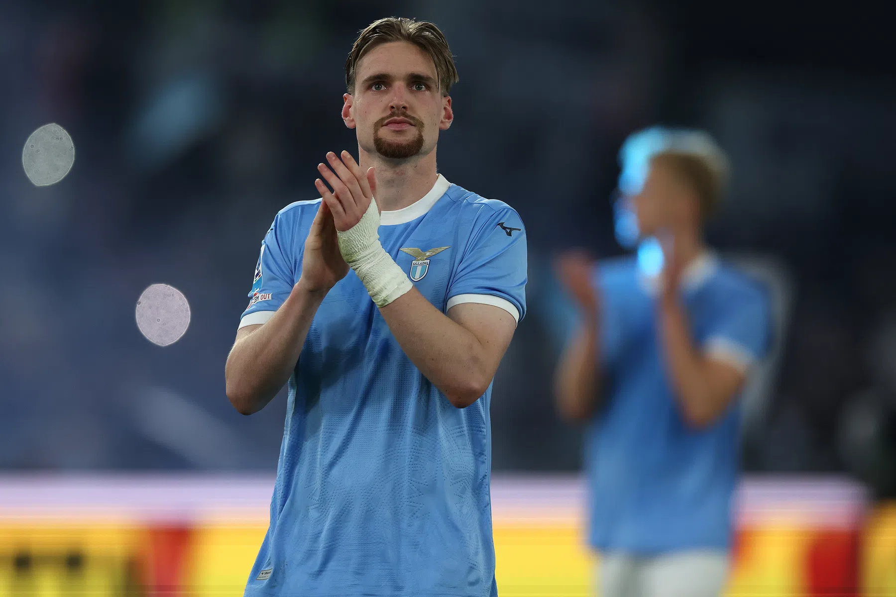 Taylor ontpopt zich tot grote held van Lazio met dubbelslag