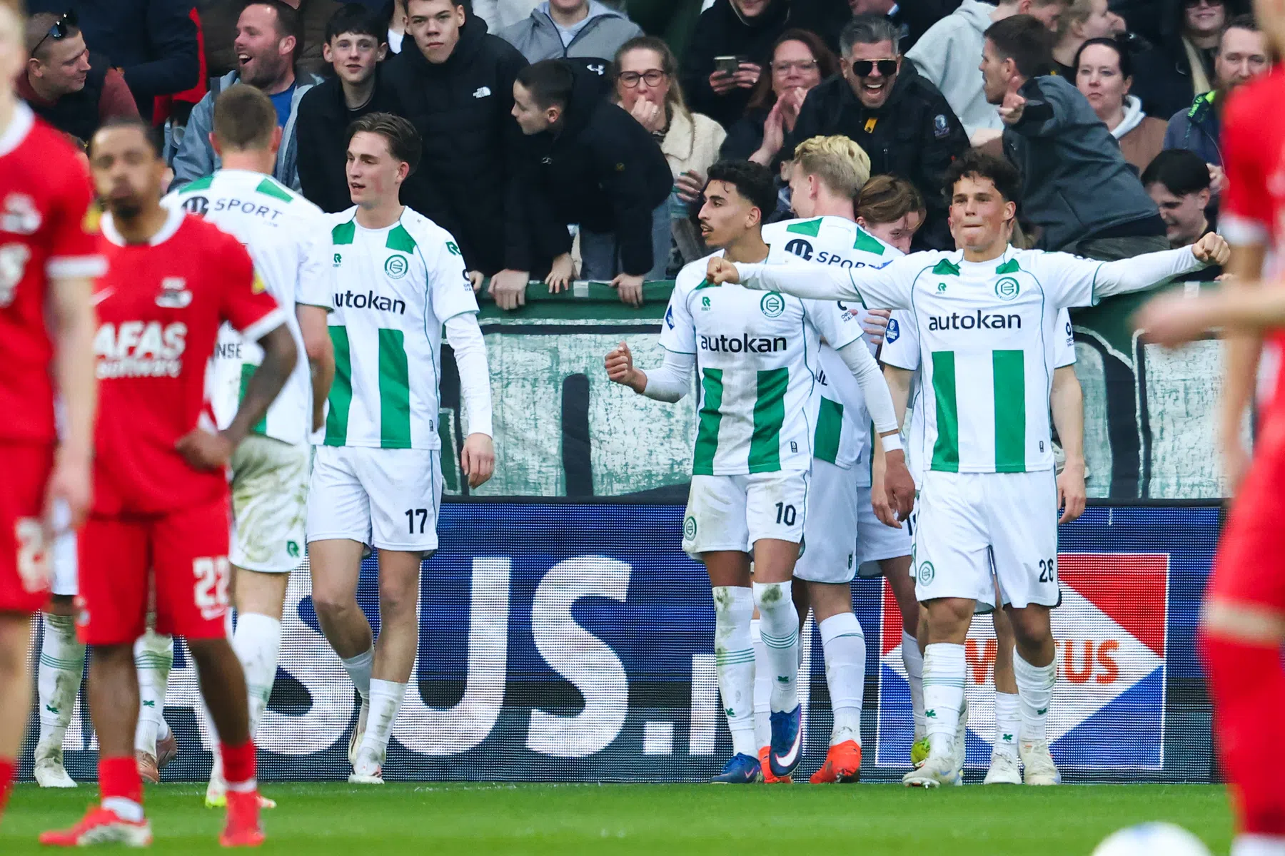 Groningen doet AZ pijn in strijd om plek vier 