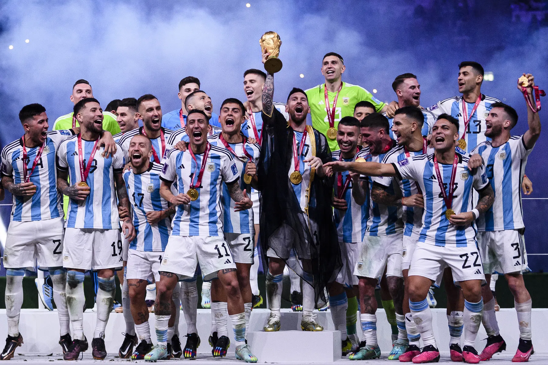 Klacht tegen FIFA om WK-tickets: 'Monopolie wordt misbruikt'