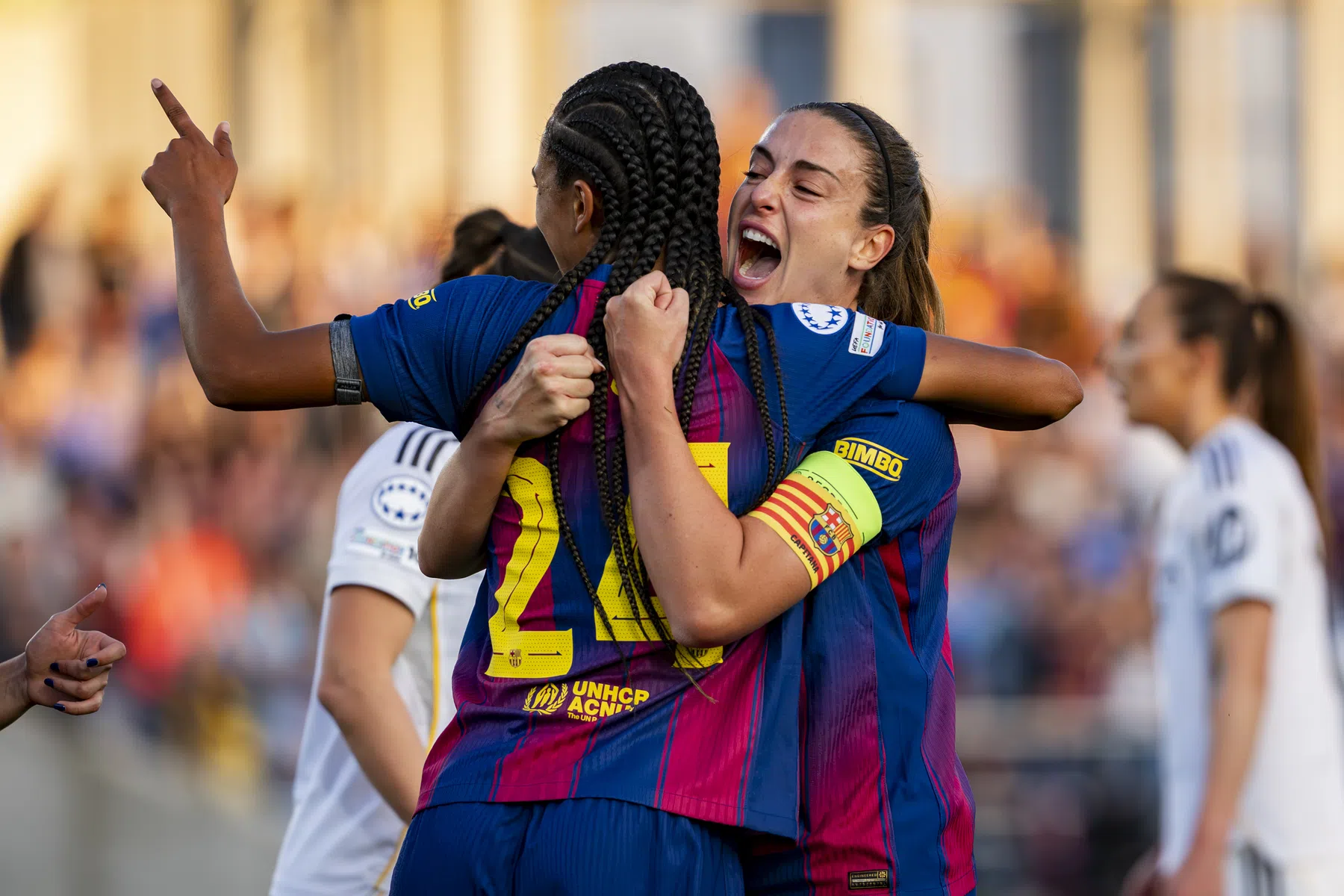 Brugts drukt in Women's Champions League wéér stempel op Clásico
