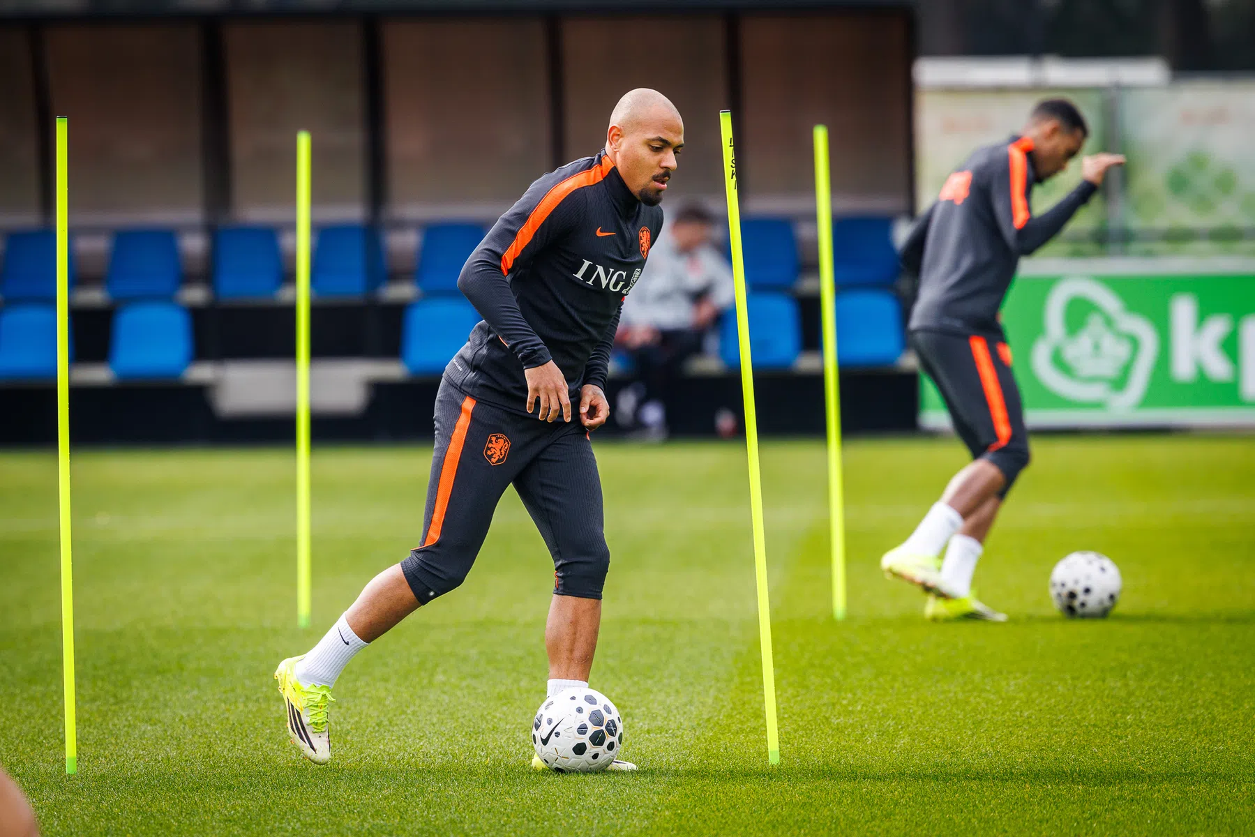 Malen viert jubileum in de basis: 'Vijftig interlands is iets om trots op te zijn'