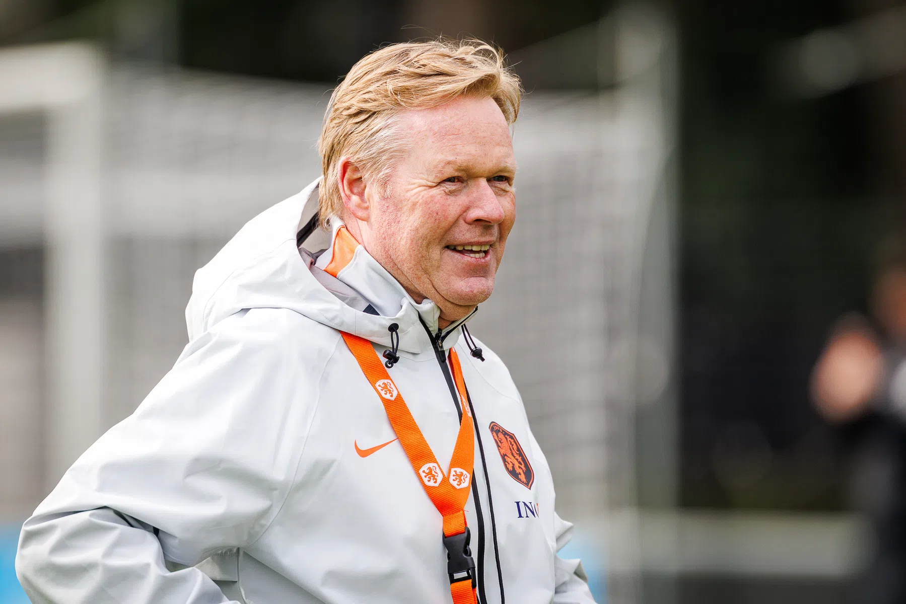 Koeman over waarom Koopmeiners rechtsbuiten is: 'Bij Atalanta altijd zo gespeeld'