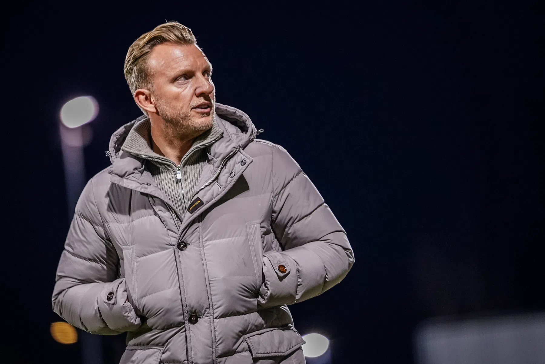 Kuijt steunt Slot: 'Hij moet trots zijn op wat hij al bereikt heeft bij Liverpool'