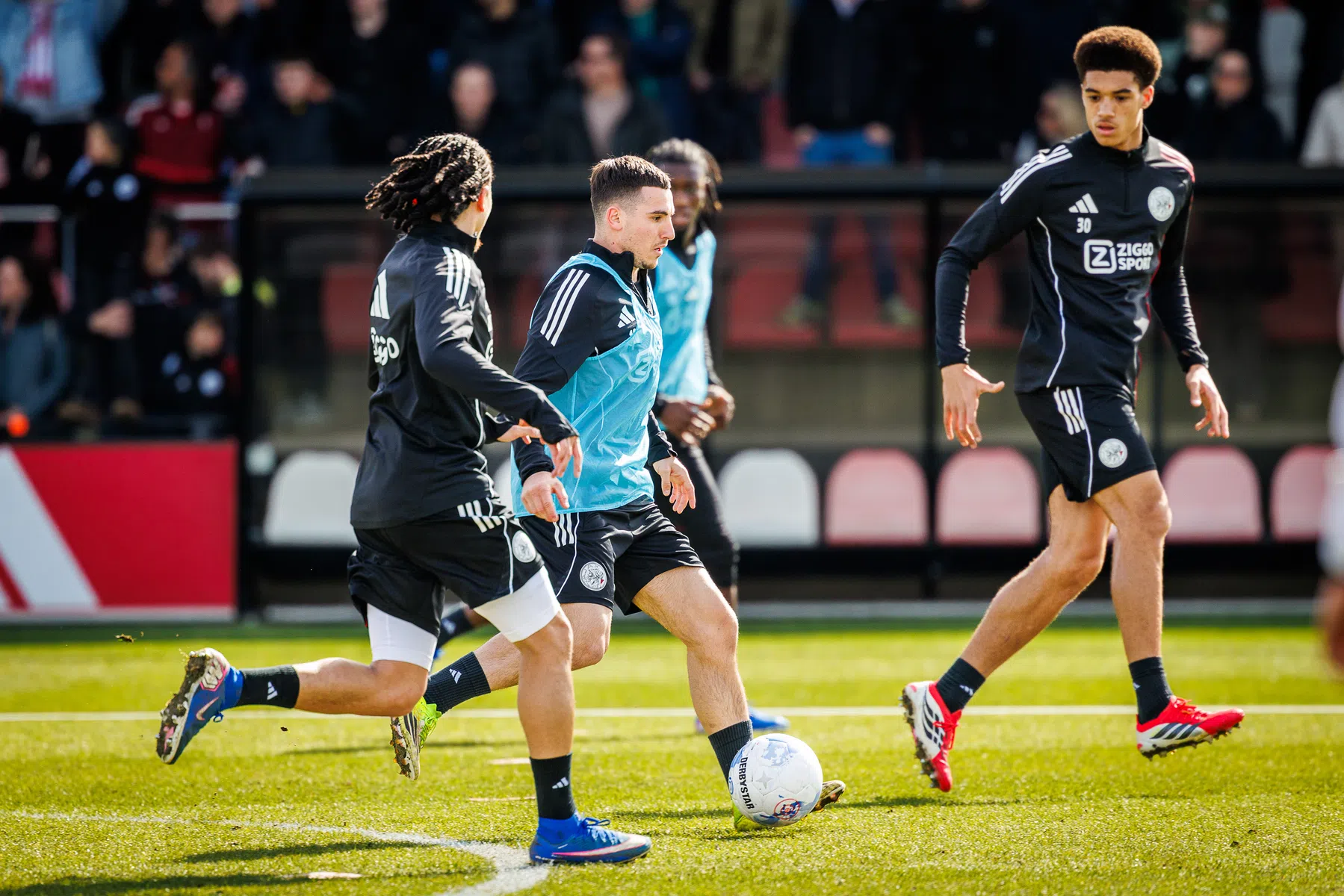 Gloukh sprak met Cruijff over gebrek aan speeltijd