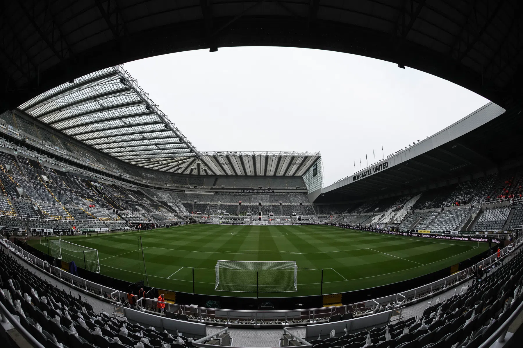 'UEFA trapt op de rem na stadiontruc Newcastle: straf dreigt'