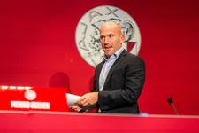 Thumbnail for article: Bezuinigend Ajax zag makelaarsrekening stijgen