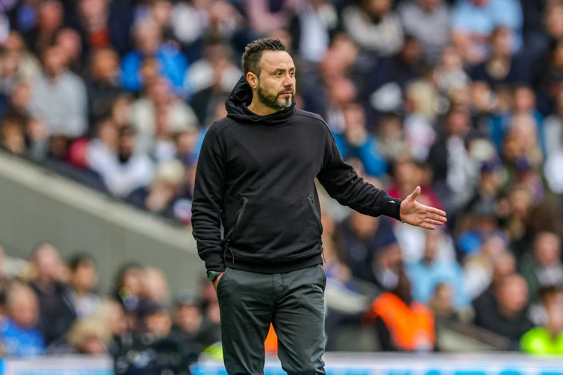 Tottenham verleidt De Zerbi en stelt Italiaan aan als derde coach van dit seizoen
