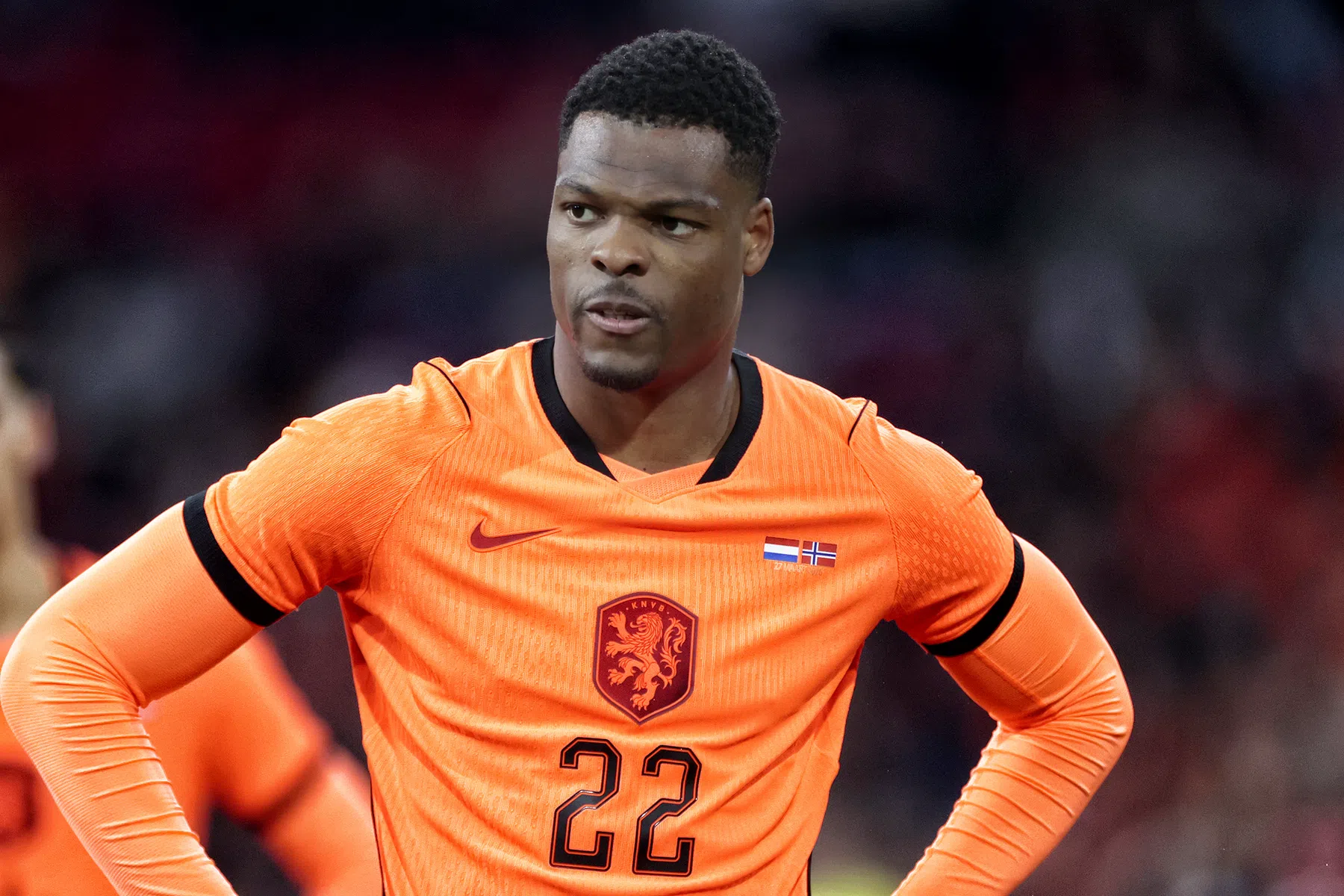 In rijtje met Kieft en Martins Indi: rode kaart Dumfries wijzigt plannen Oranje