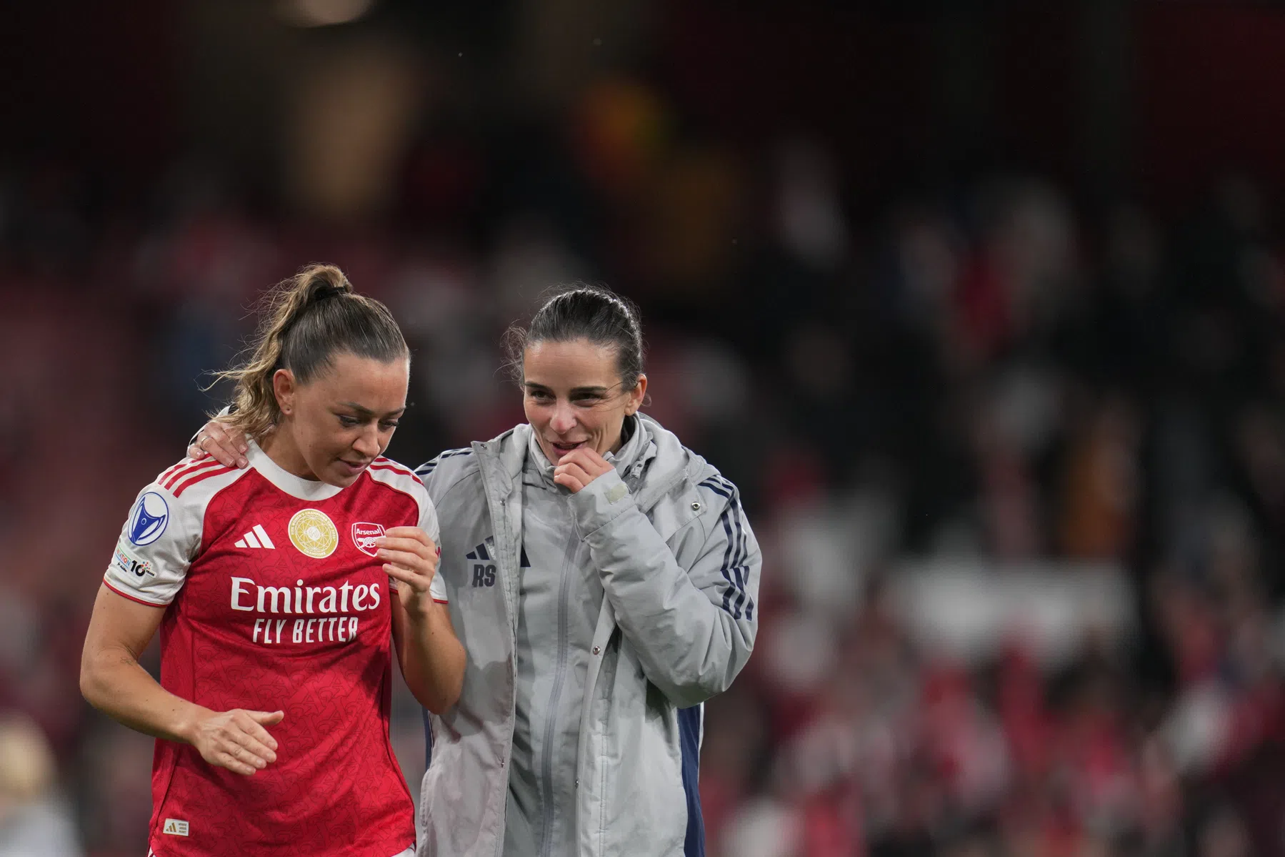 Slegers met Arsenal opnieuw naar halve finale CL