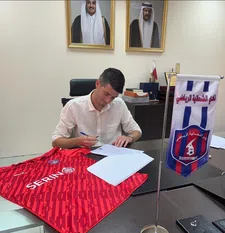 Thumbnail for article: Tussen voetbal en raketten: het leven van Pelle van Amersfoort in Qatar
