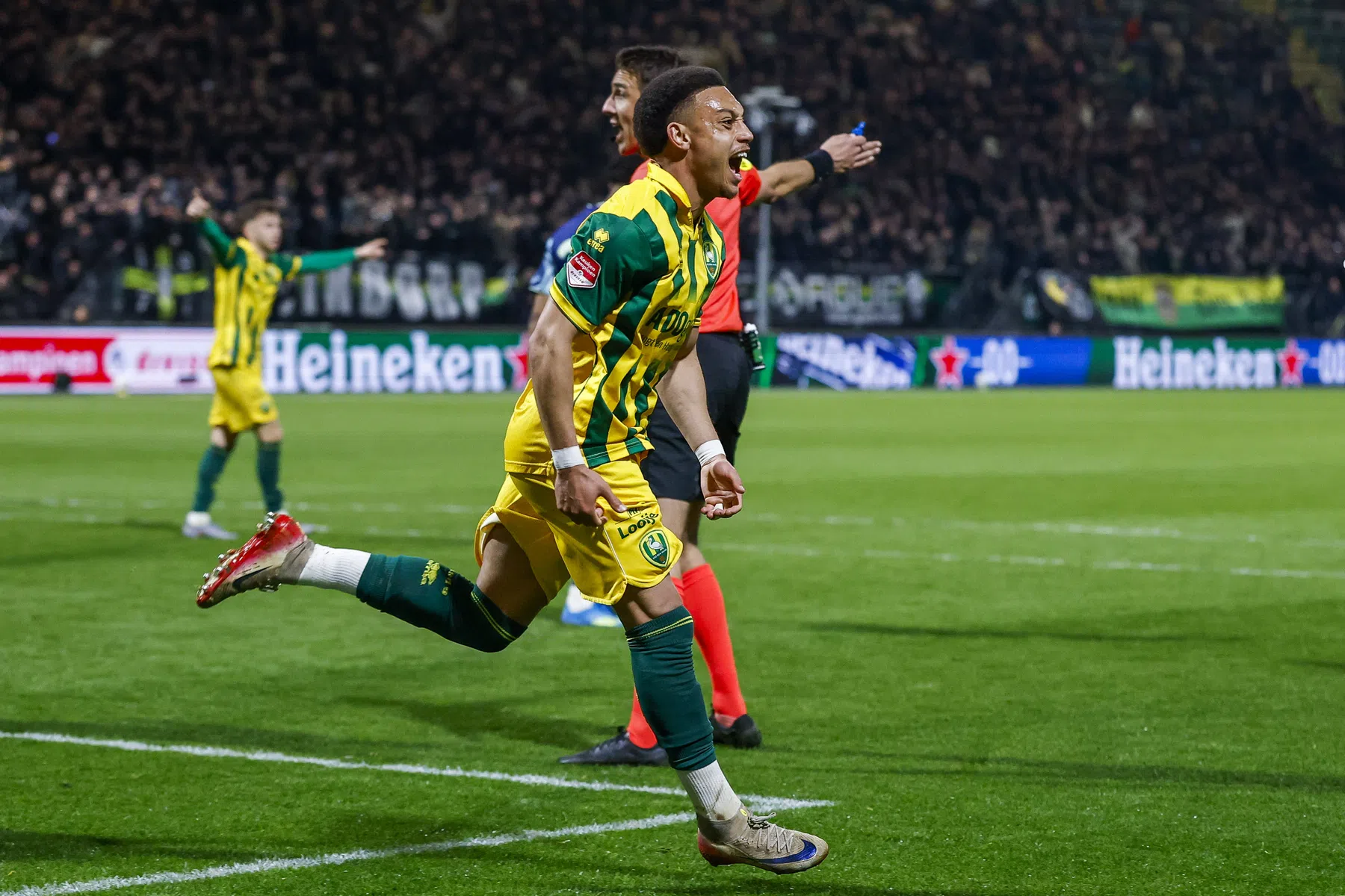 Winnend ADO Den Haag kan titel ruiken na nederlaag Cambuur
