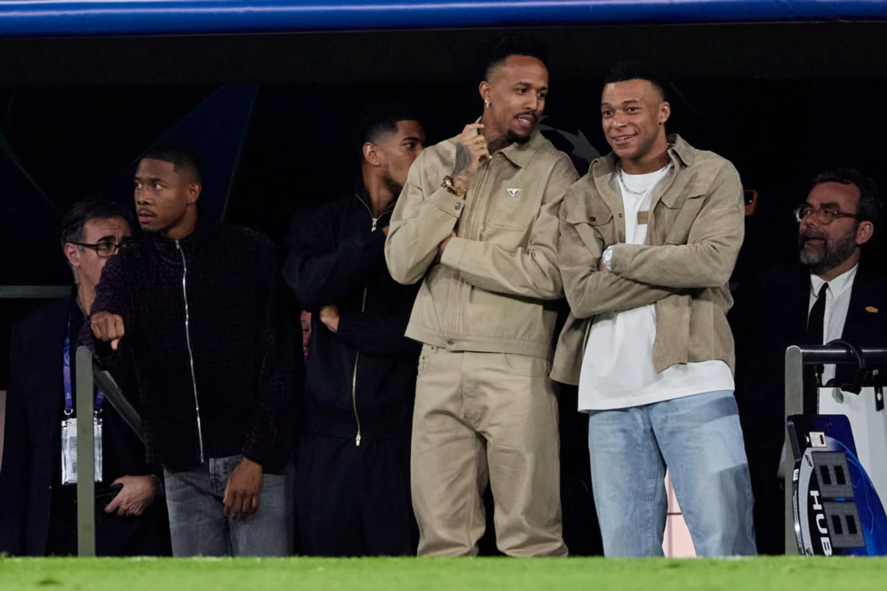 Militao na vier maanden terug bij Real Madrid: 'De beste verdediger ter wereld'