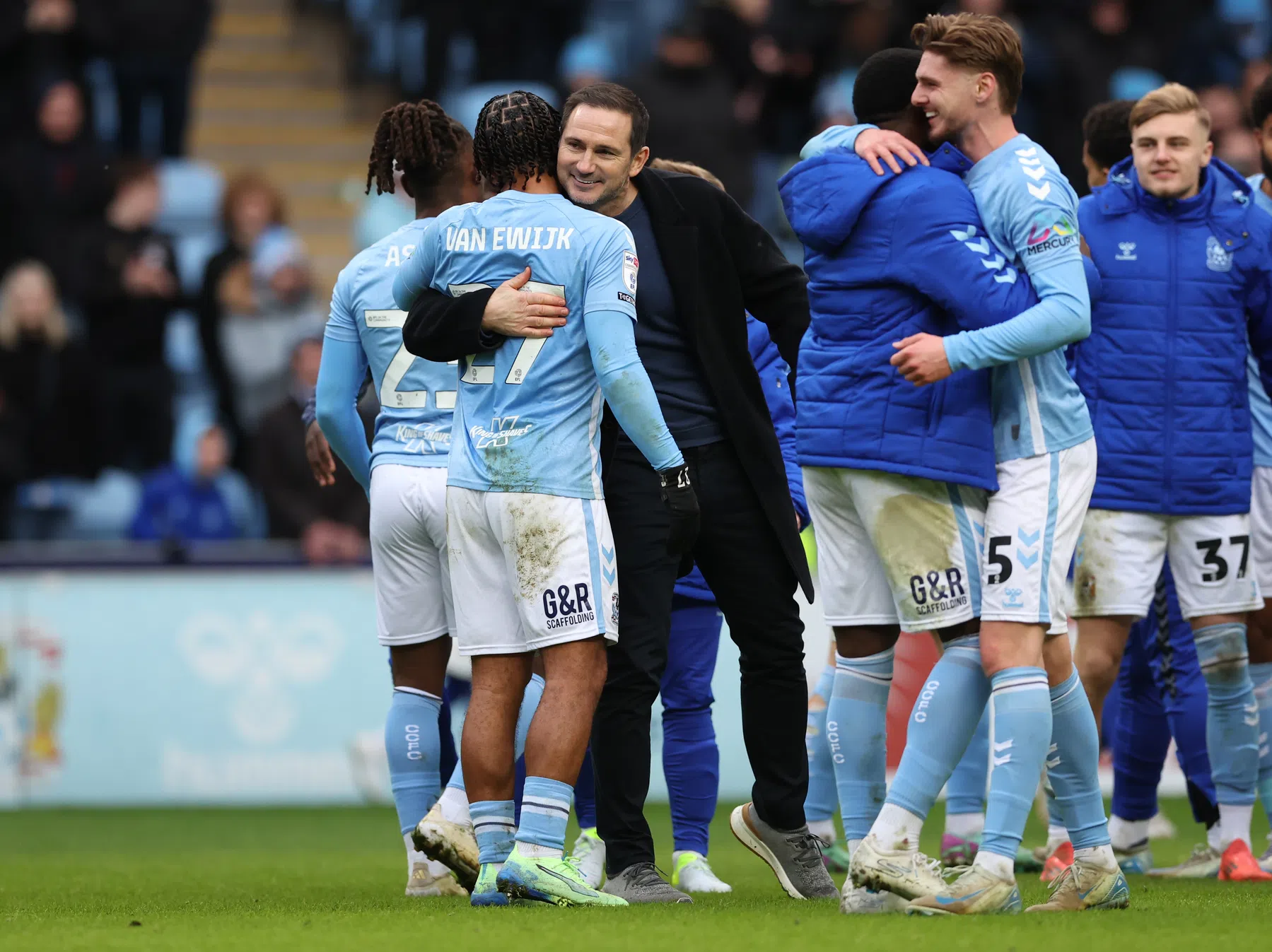 Van Ewijk belangrijk voor Coventry: Lampard weer stap dichter bij promotie