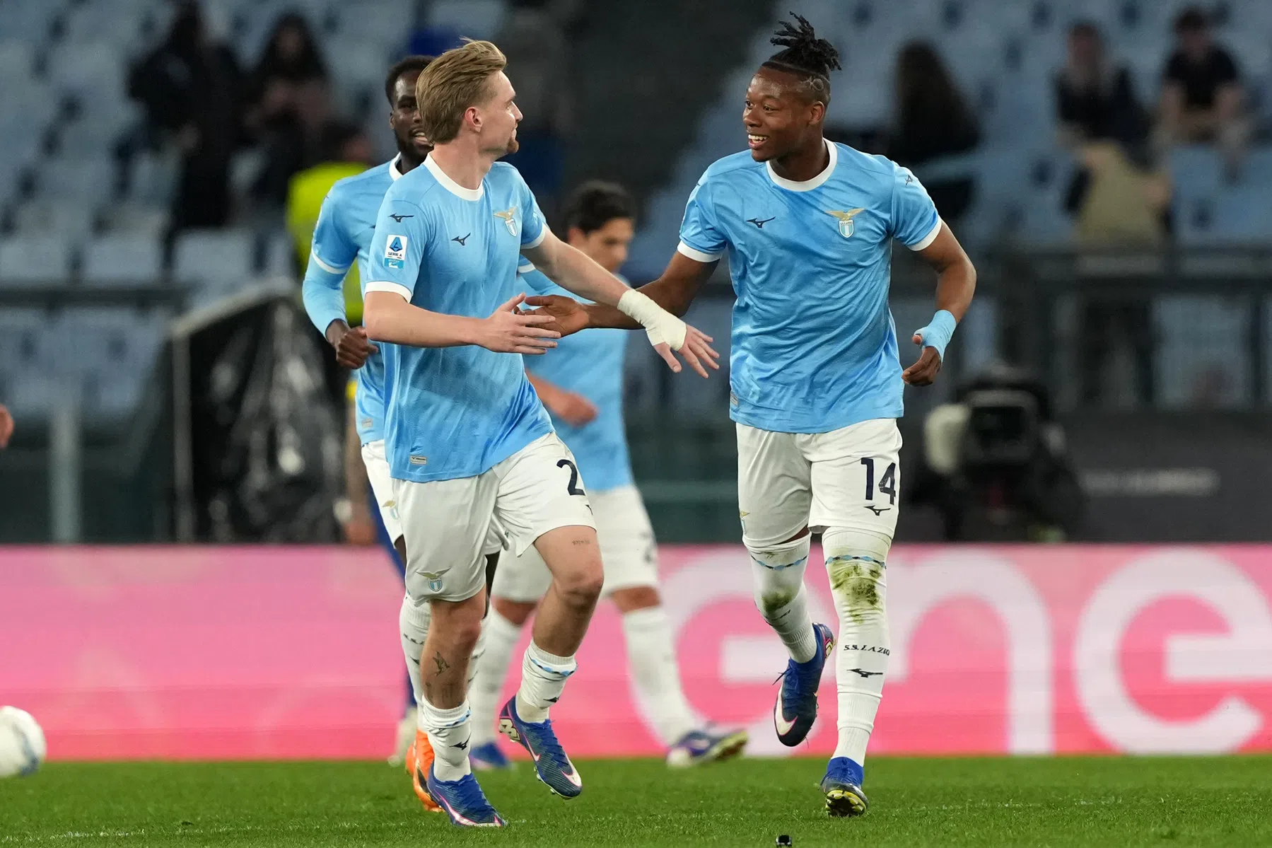 Nederlandse goal bezorgt Lazio een punt tegen Parma