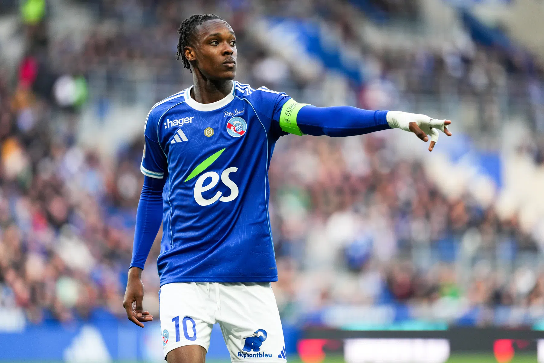 Rentree Emegha bij winnend Strasbourg