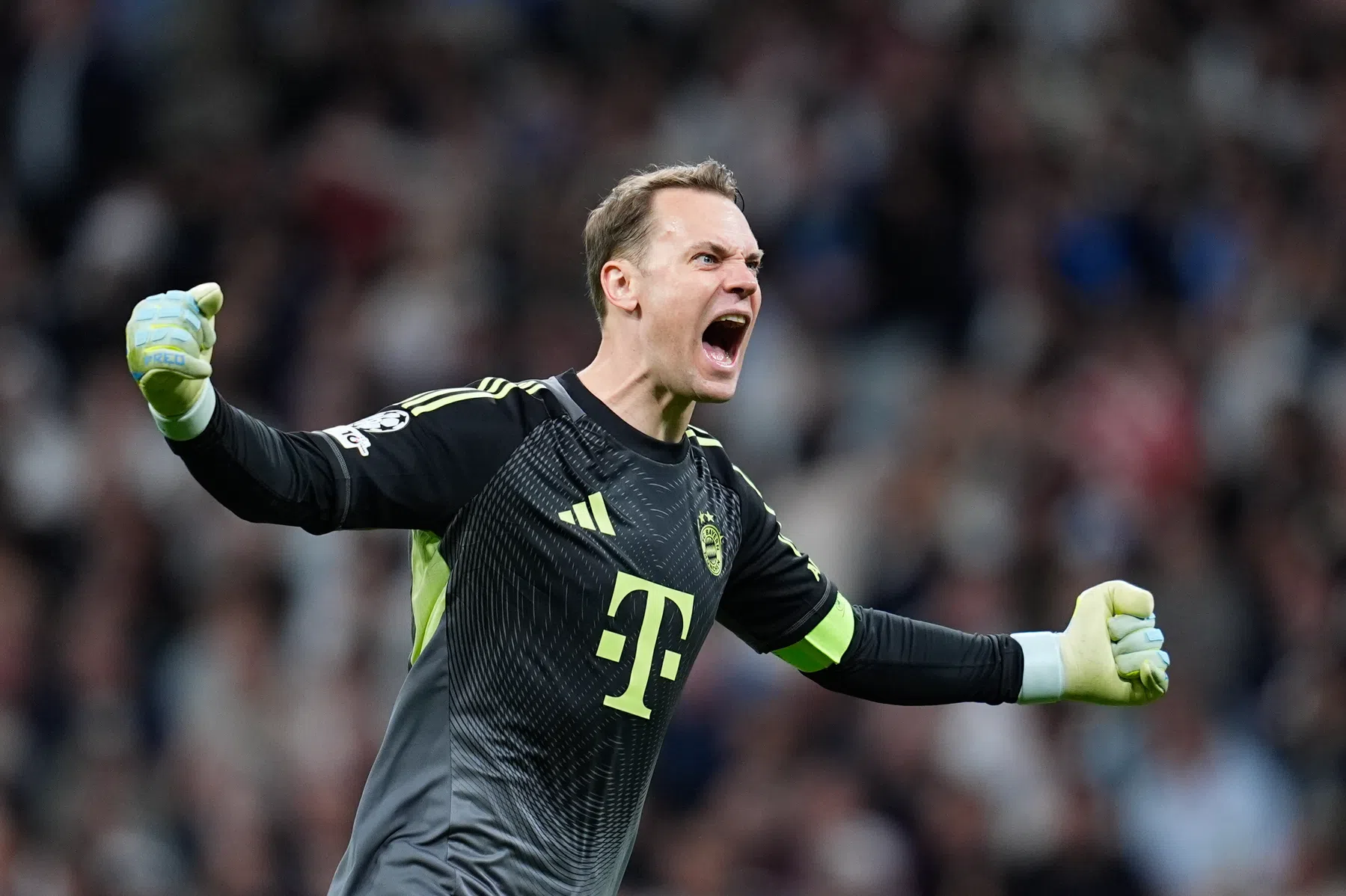 Rüdiger looft uitblinkende Neuer (40): 'Hij was de beste speler bij Bayern'