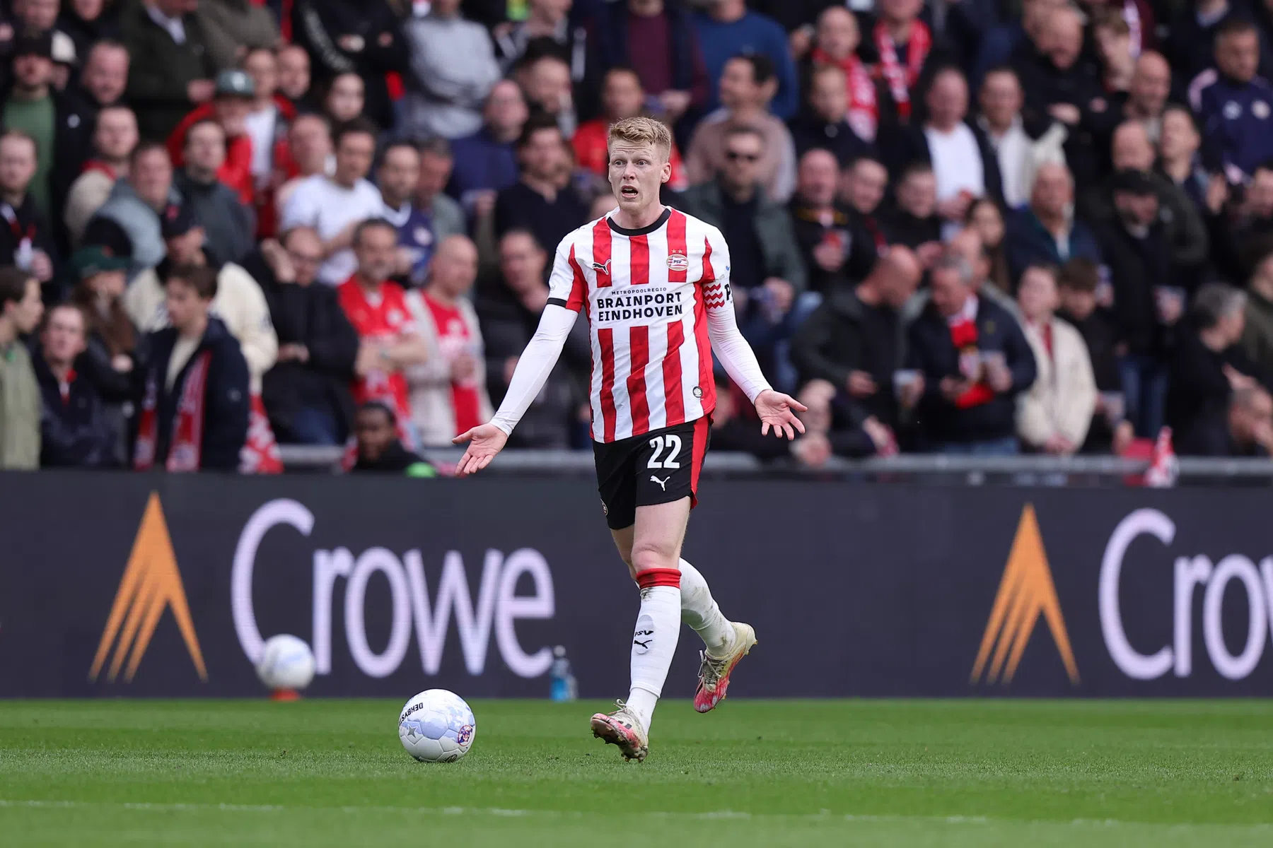 Schouten kent zijn kracht: 'Geloof me, dat is zeldzaam in een voetbalteam'