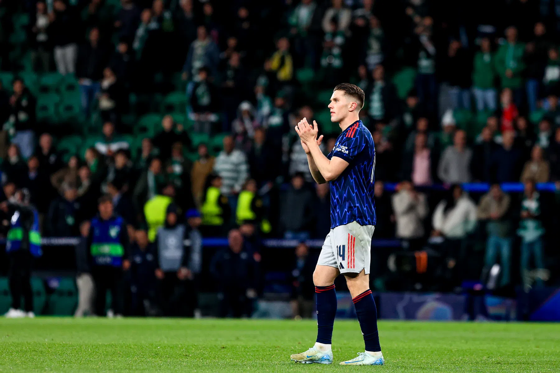 Mooi onderonsje tussen Sporting-coach en Arsenal-spits Gyokeres