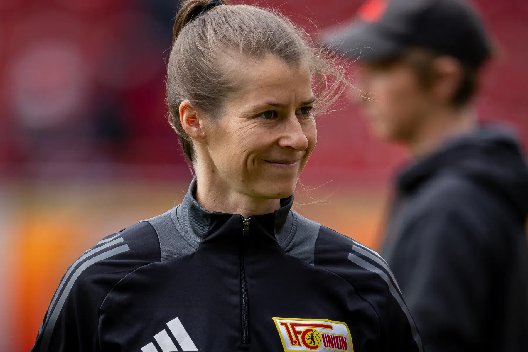 Veurink over vrouwelijke coach Union: 'Gek dat dit nog steeds niet normaal is'