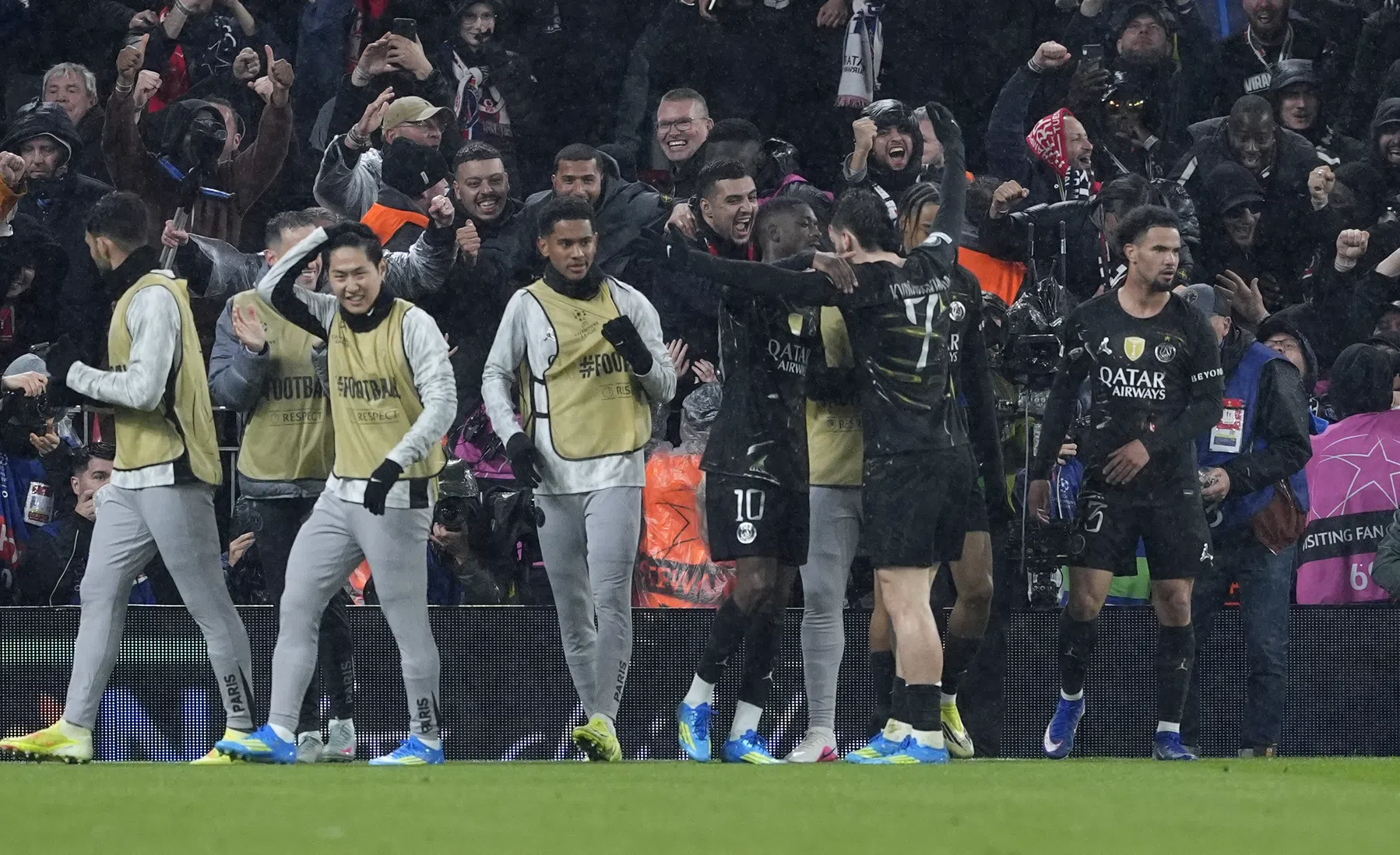 Liverpool kan niet op tegen klasse Dembélé: Slot strandt in kwartfinale CL