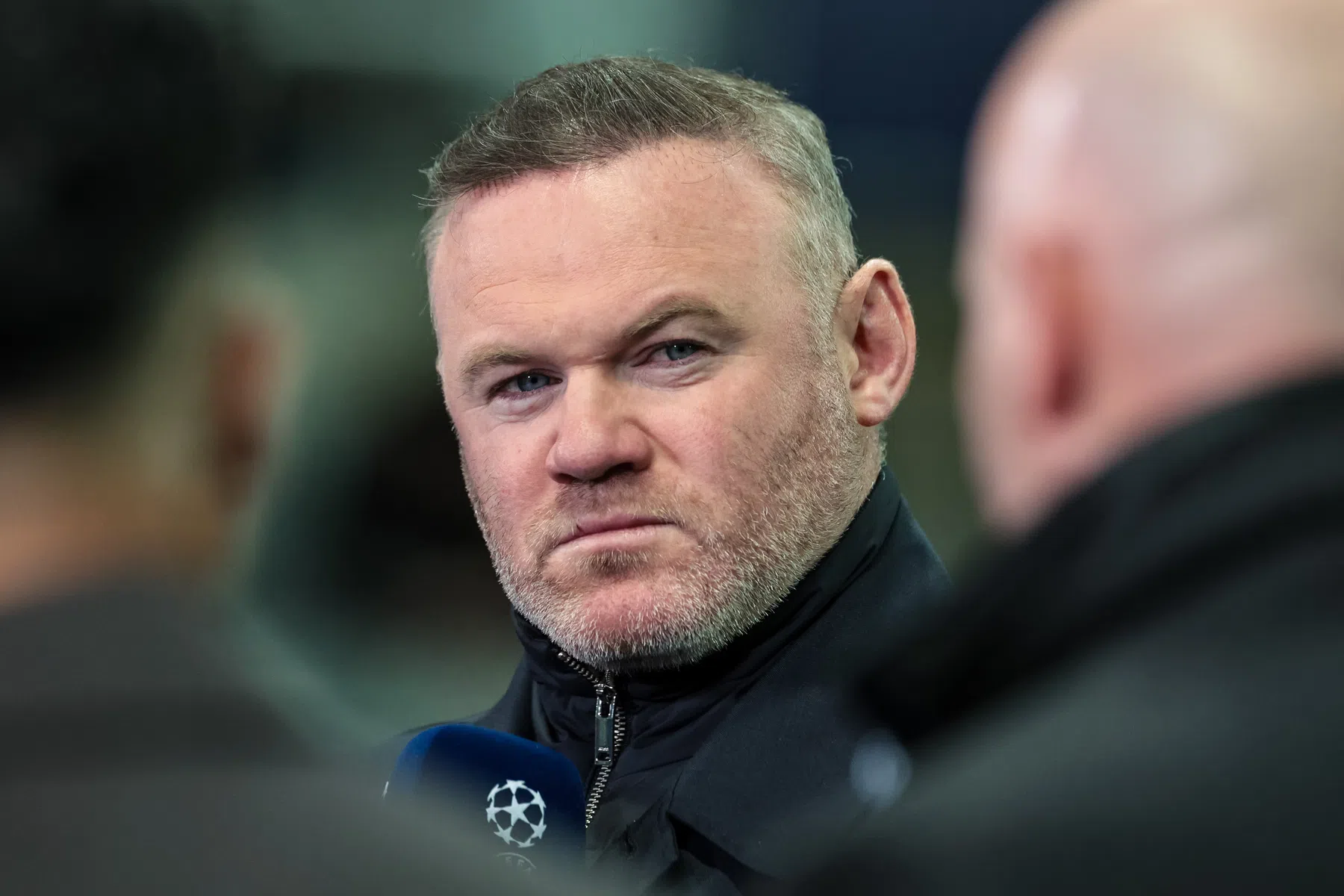 Rooney en Seedorf in discussie: 'Sommige Liverpool-spelers zijn niet gemotiveeerd'