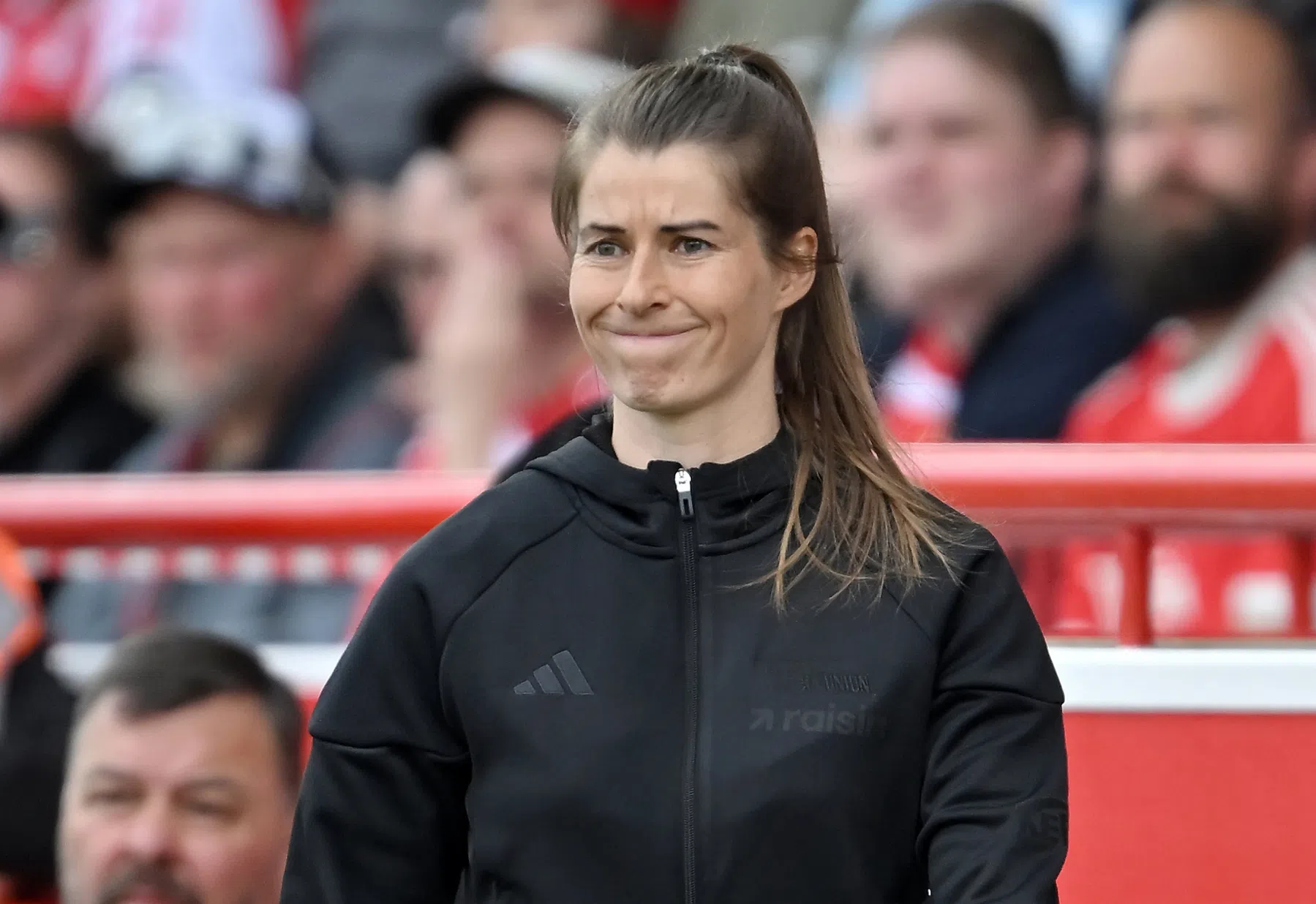 Cruciale punten voor Wolfsburg bij debuut Eta, late nederlaag Leverkusen