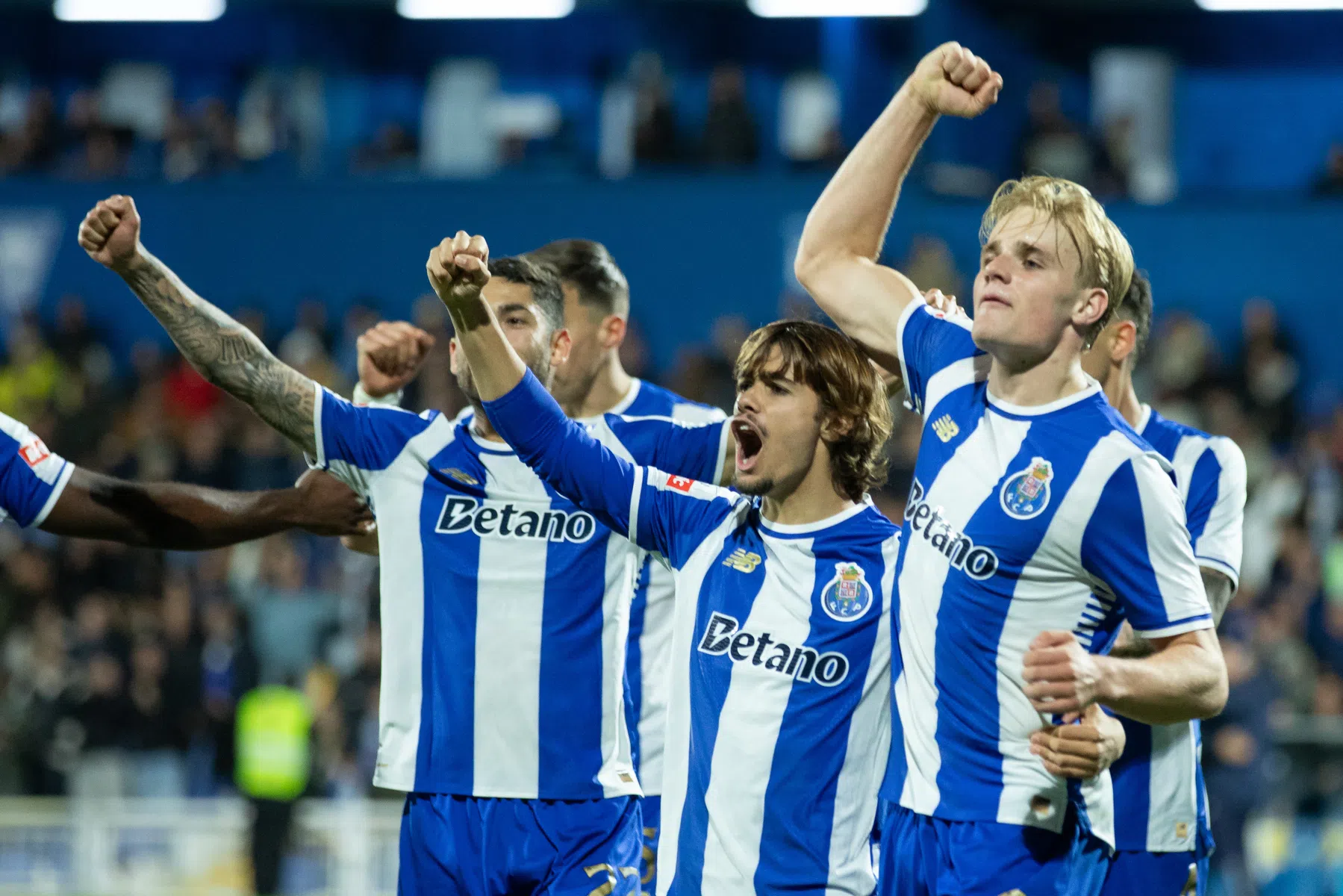 Farioli en Porto profiteren maximaal van misstap Sporting