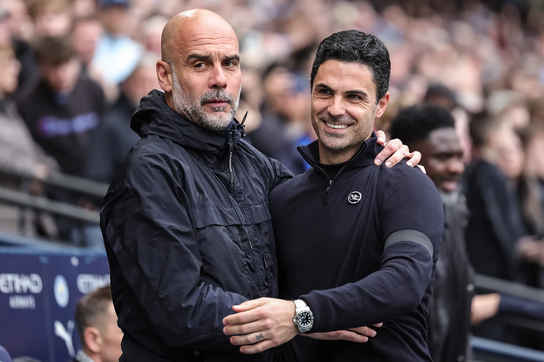 Guardiola roemt Arsenal na zege in topper: 'Goede reclame voor de Premier League'