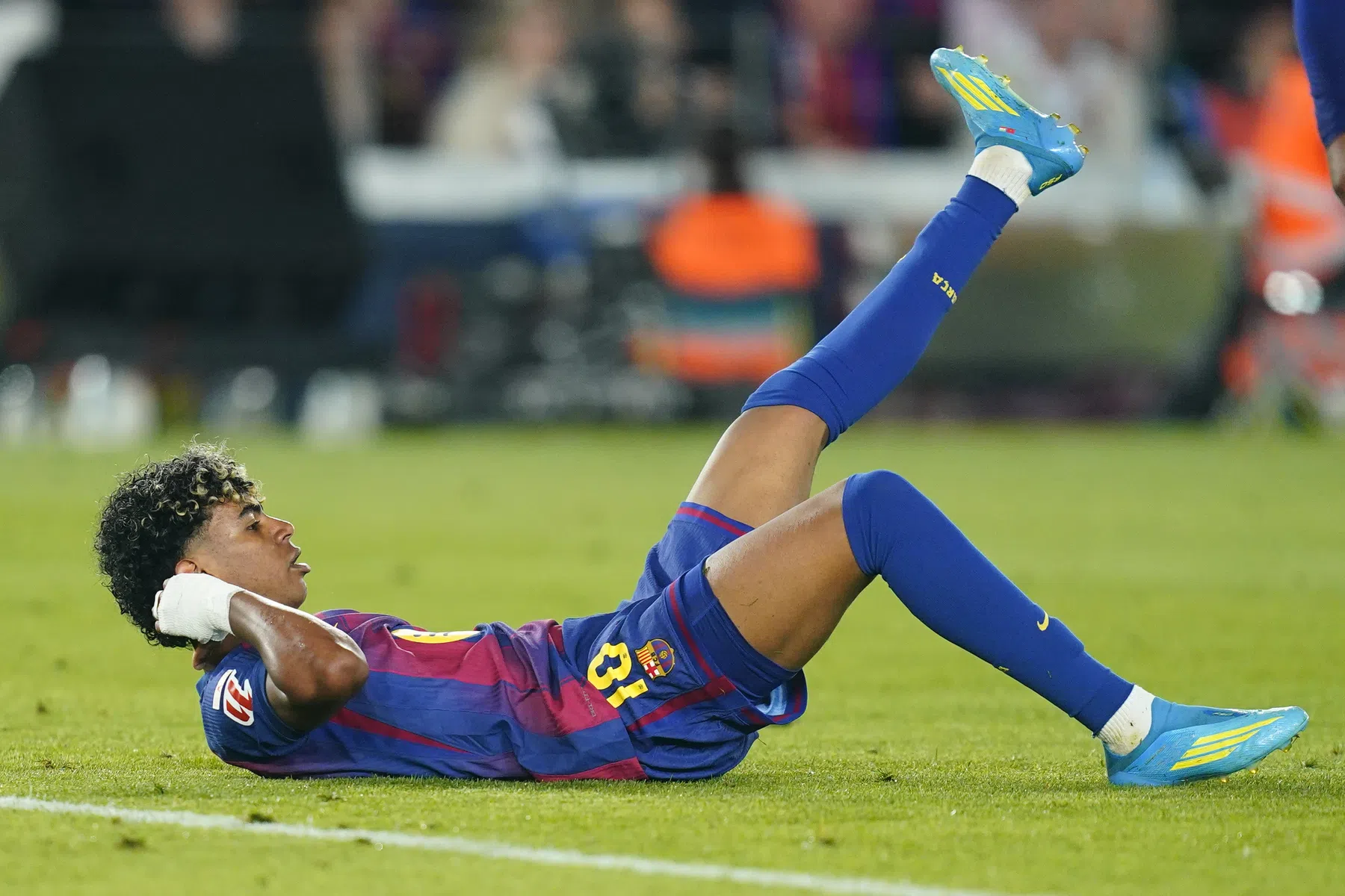 Blessure doet Yamal pijn: 'Meer dan ik kan verklaren' 