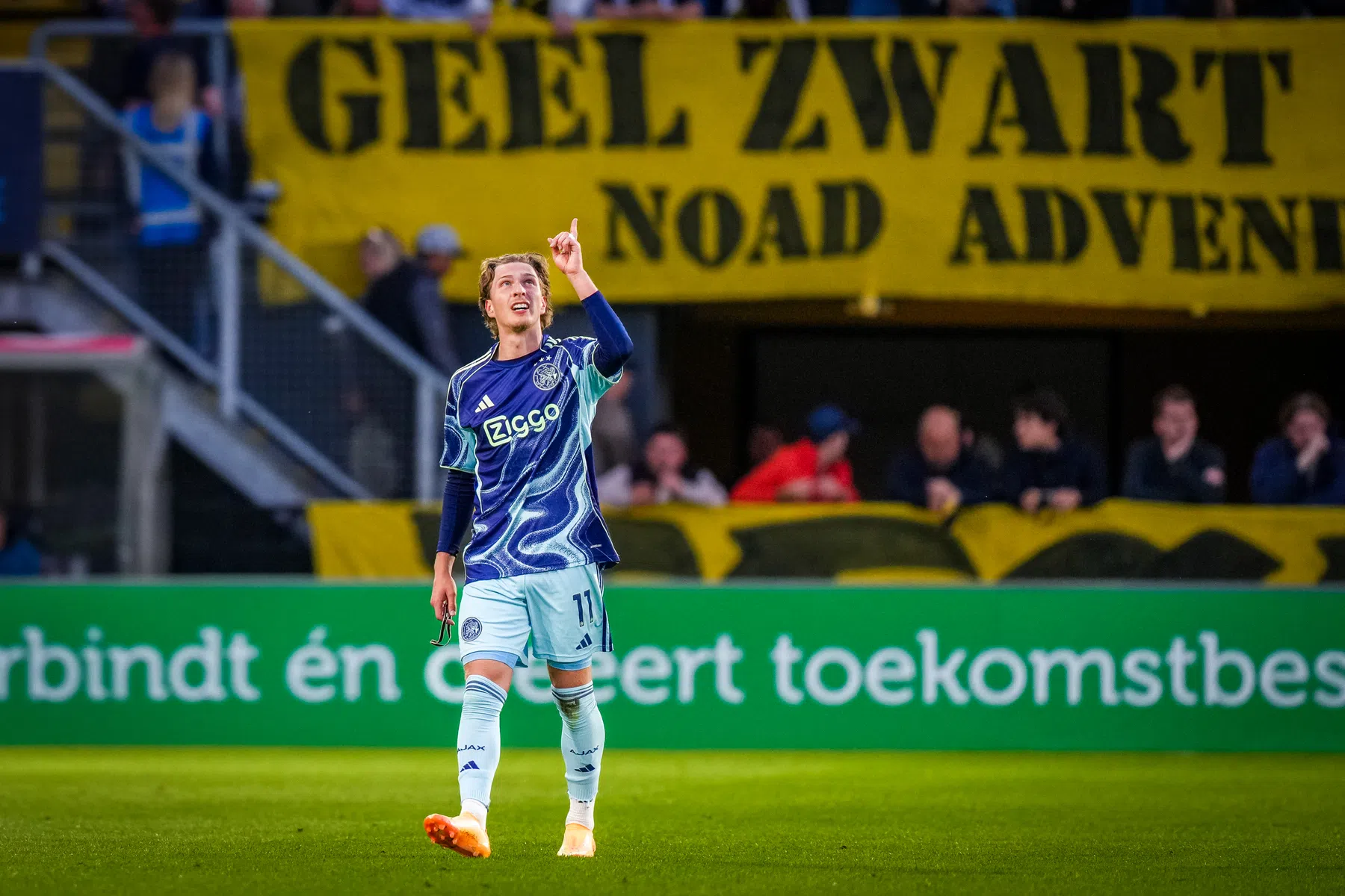 Godts bezorgt Ajax met assist en prachtsolo ongecompliceerd Avondje NAC