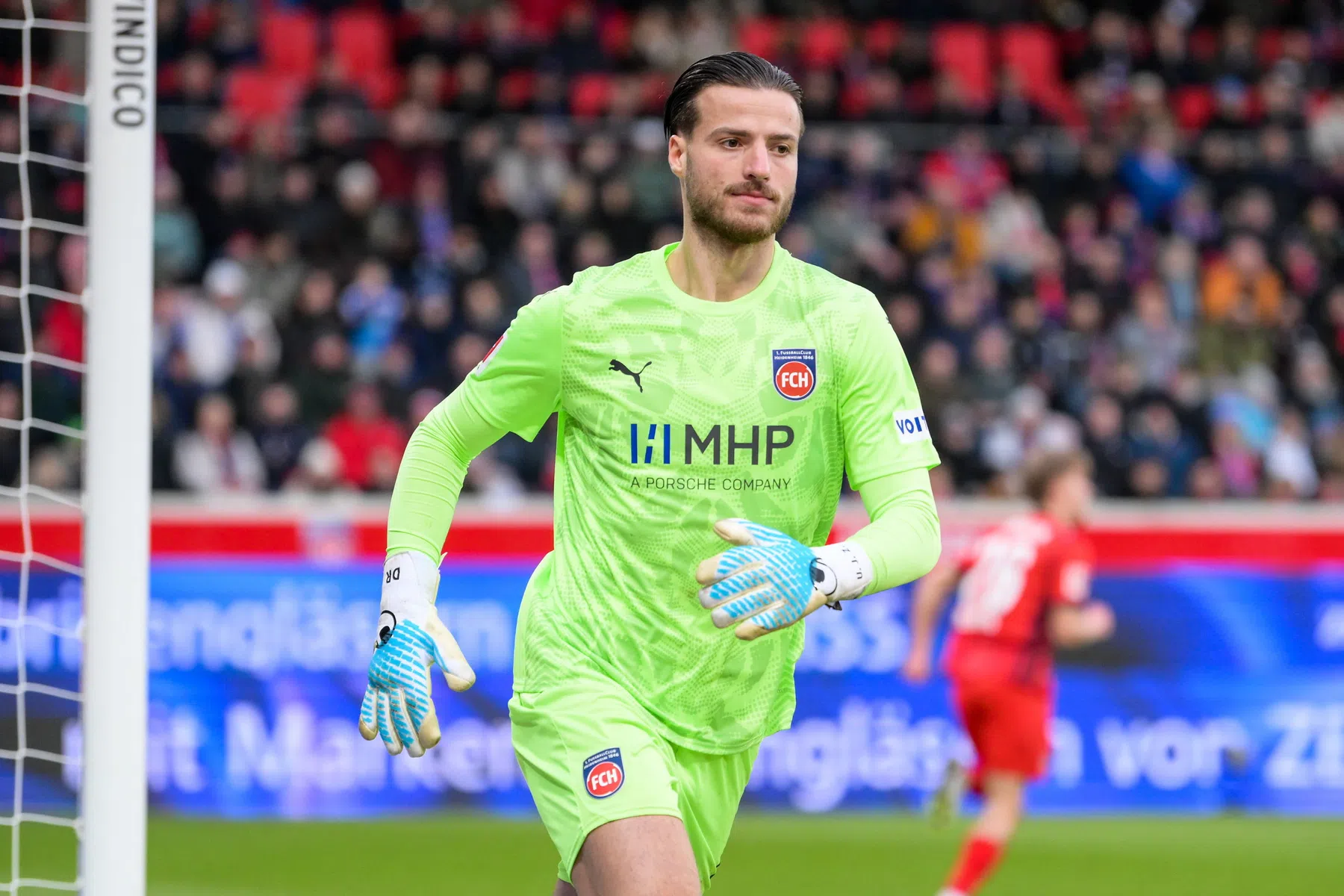 Heidenheim grijpt laatste strohalm in Bundesliga, assist van Ramaj