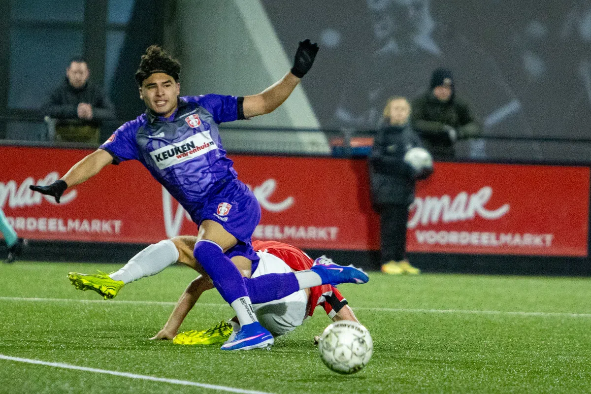 Kuijt eerlijk over Feyenoord-huurling Carrillo: 'Ik had meer verwacht'