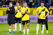 Thumbnail for article: Alle seinen op rood: degradatie dreigt en onderzoek naar transfer Van Hooijdonk