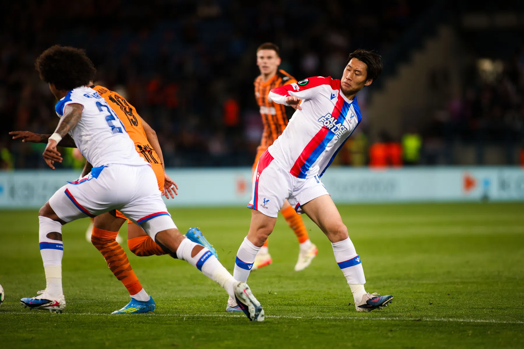 Effectief Crystal Palace met één been in Conference League-finale