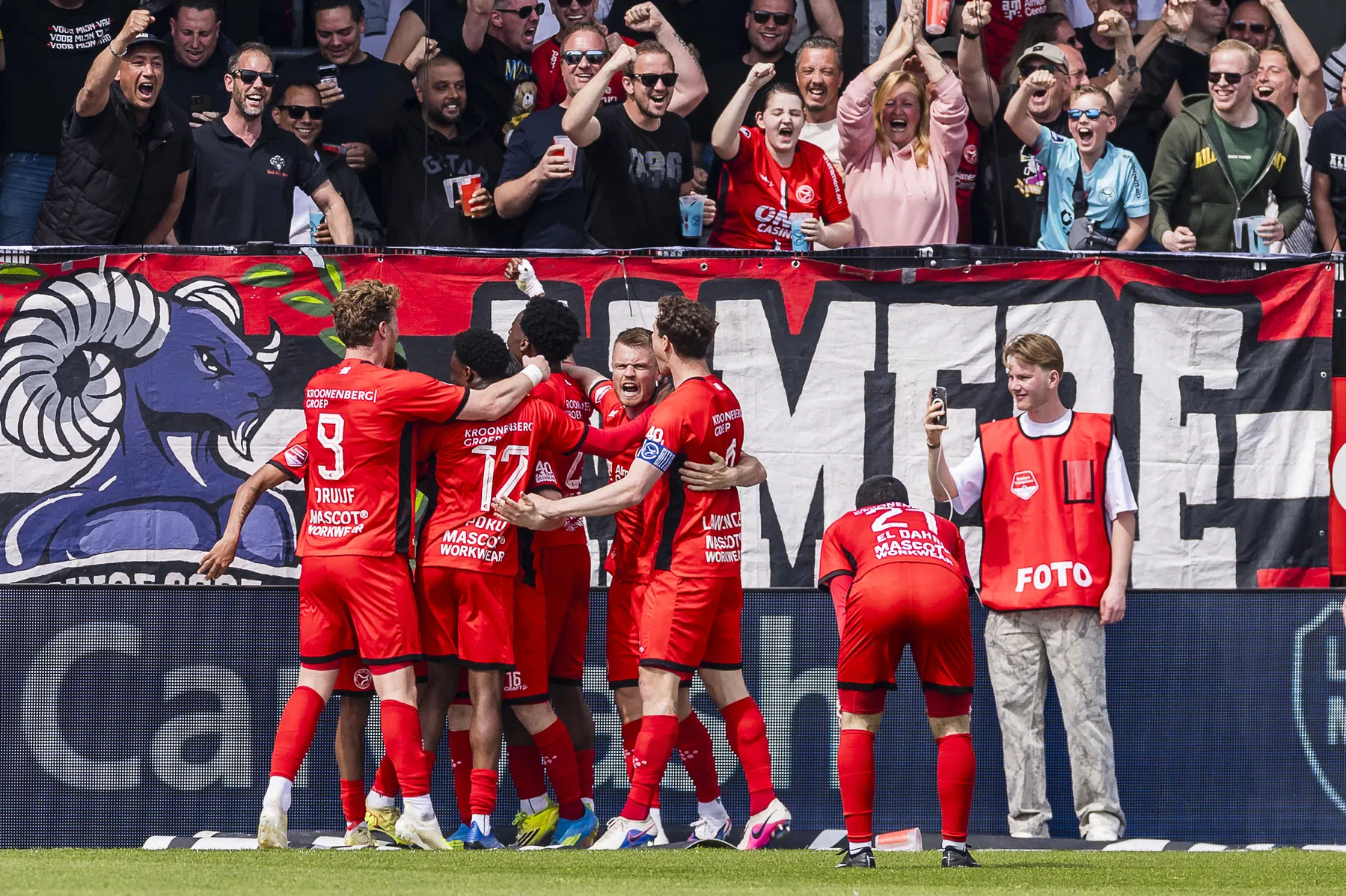 Almere City vloert FC Den Bosch opnieuw en treft De Graafschap