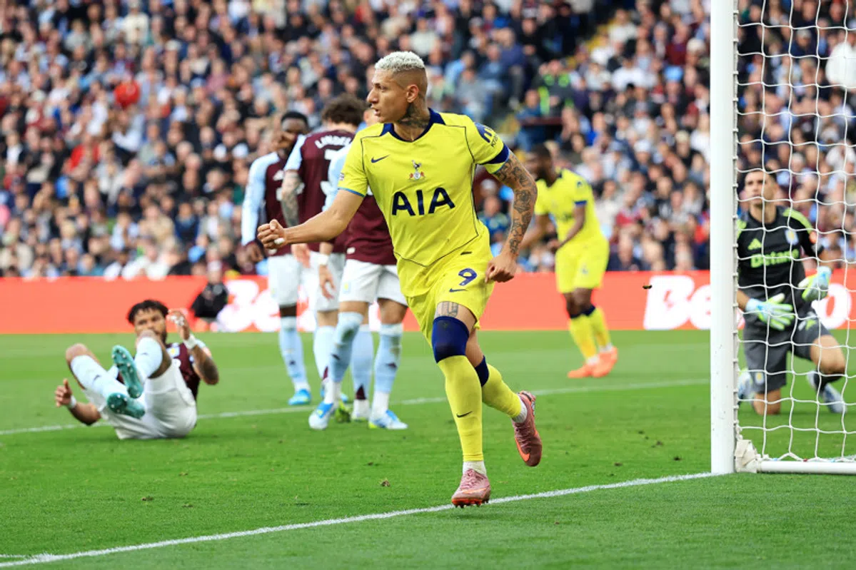 Tottenham verslaat Aston Villa en klimt uit degradatiezone