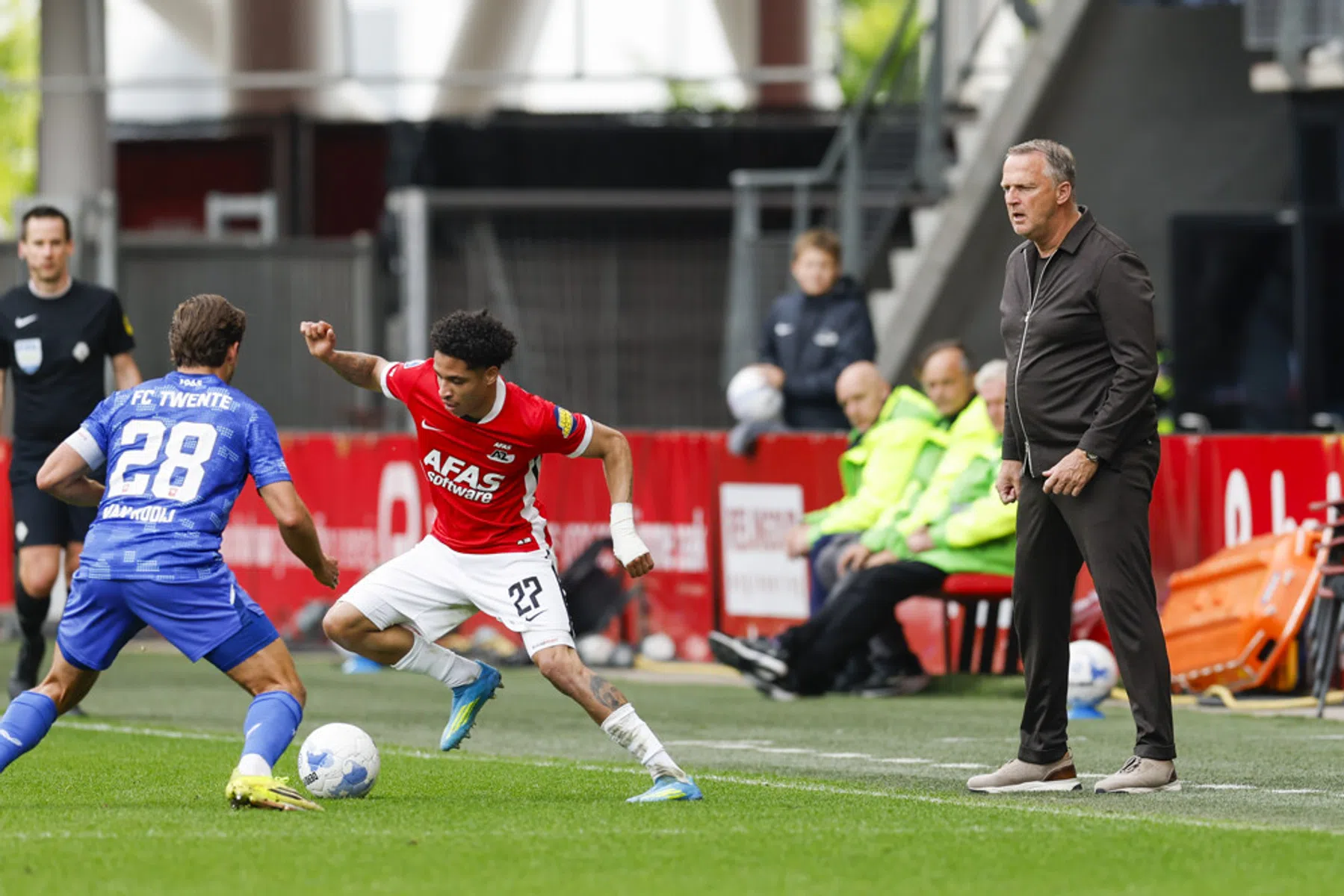 Van den Brom voelt toch nog trots na heel zuur einde voor FC Twente