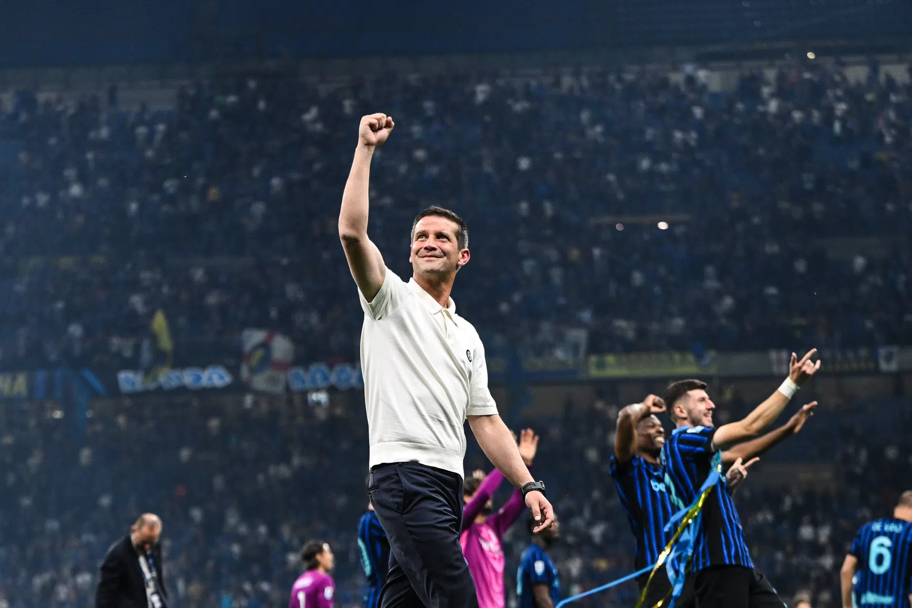 'Huisarts' Chivu geprezen in Italie: 'Hij moet hier nog jaren blijven'