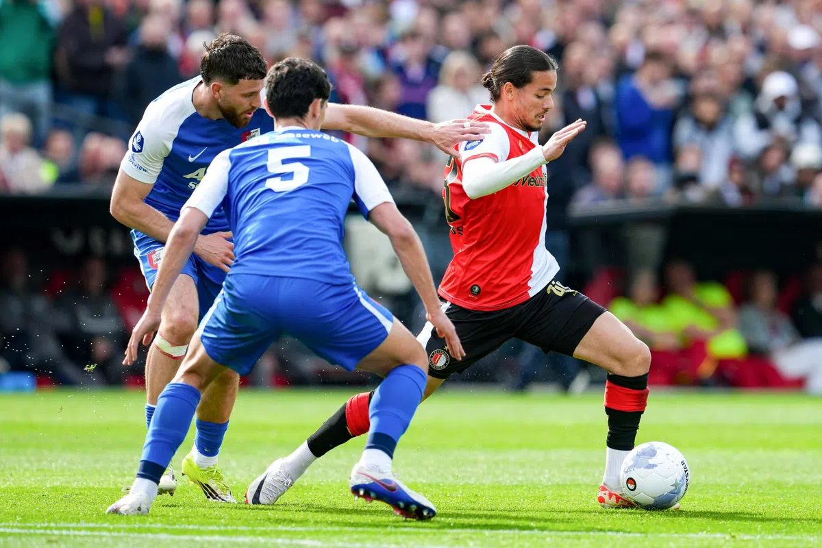 Is de zelffelicitatie van Feyenoord op zijn plaats?