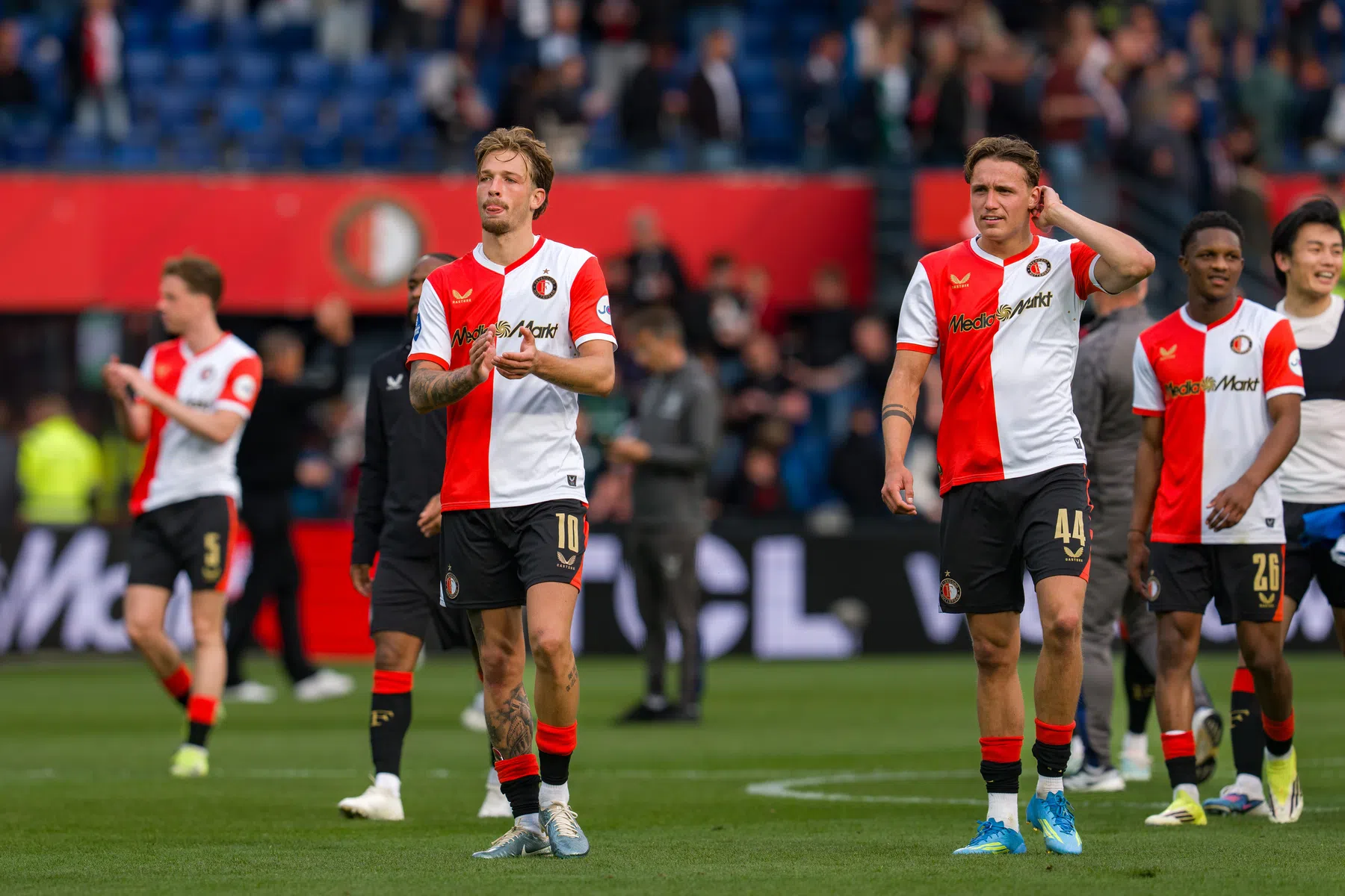 Ook CL-kwalificatie maakt seizoen van Feyenoord volgens Van Hanegem niet geslaagd
