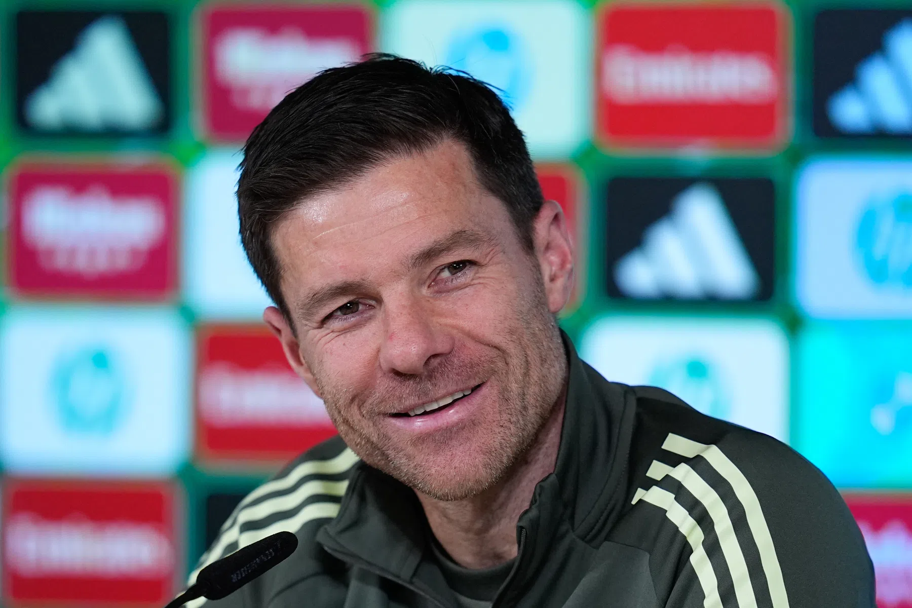 'Chelsea onderzoekt mogelijke samenwerking met Xabi Alonso'