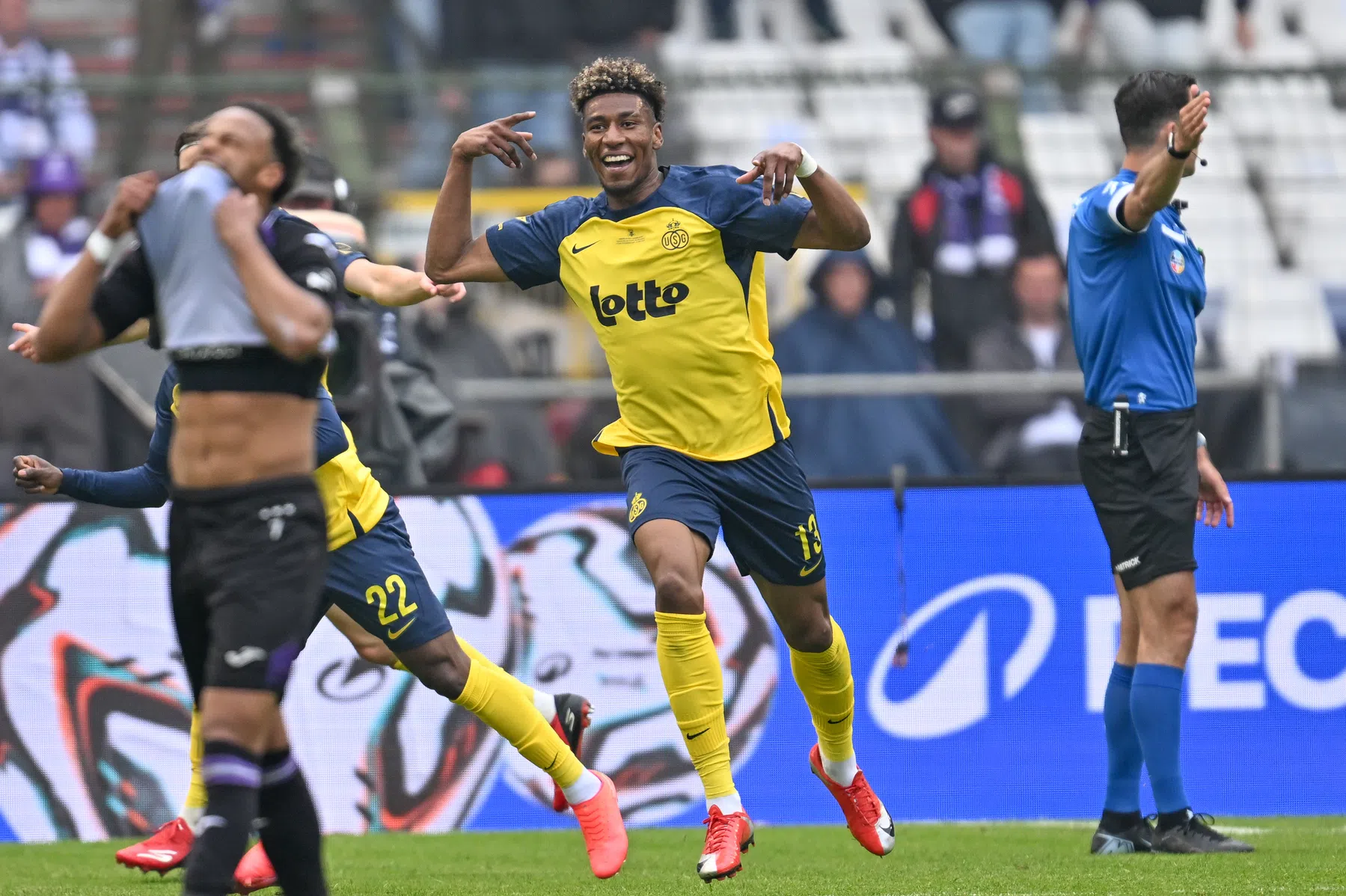 Union Sint-Gillis dankt invallers in bekerfinale en blijft dromen van de dubbel 