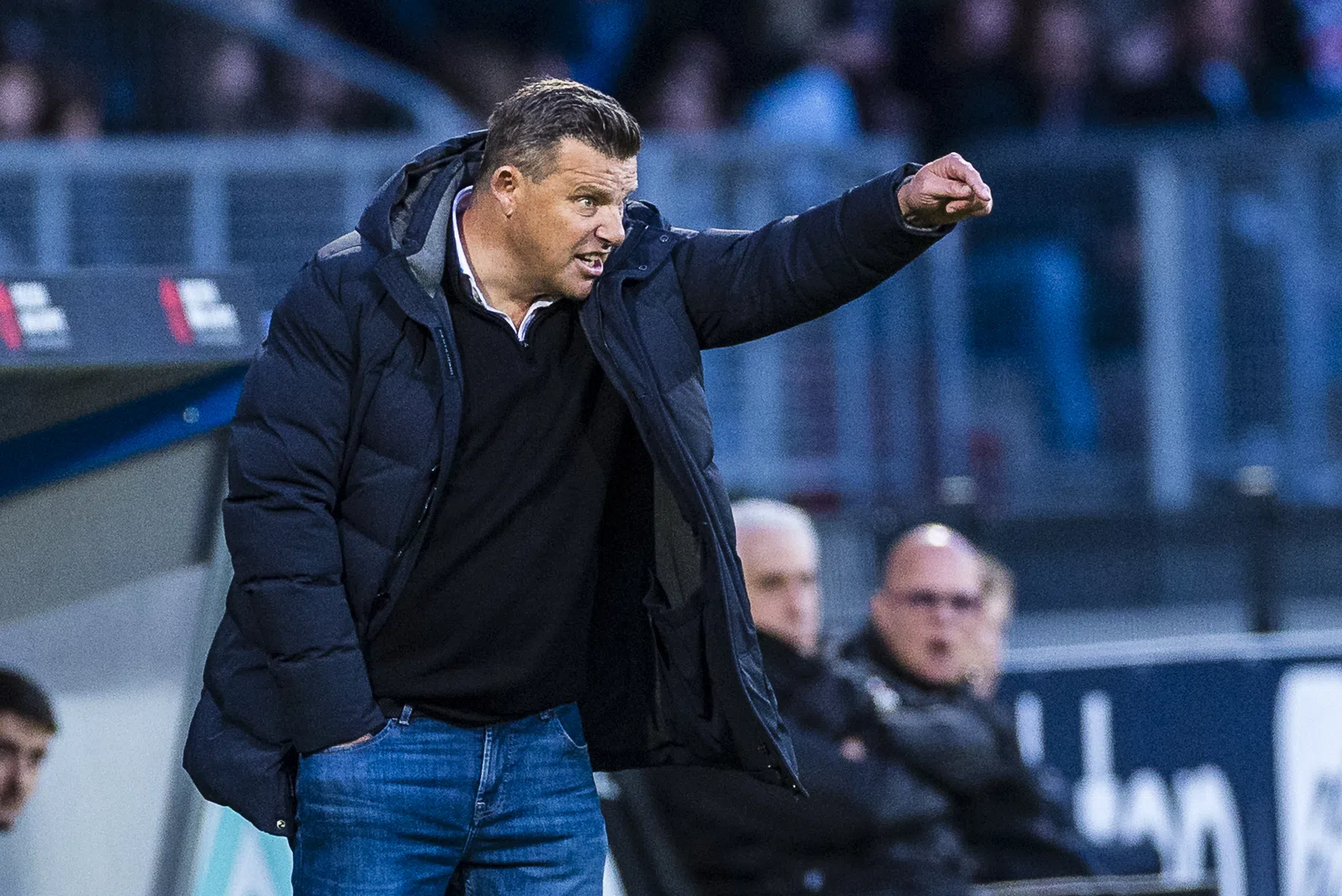 'Dit zijn aanslagen die niet op een voetbalveld thuishoren'
