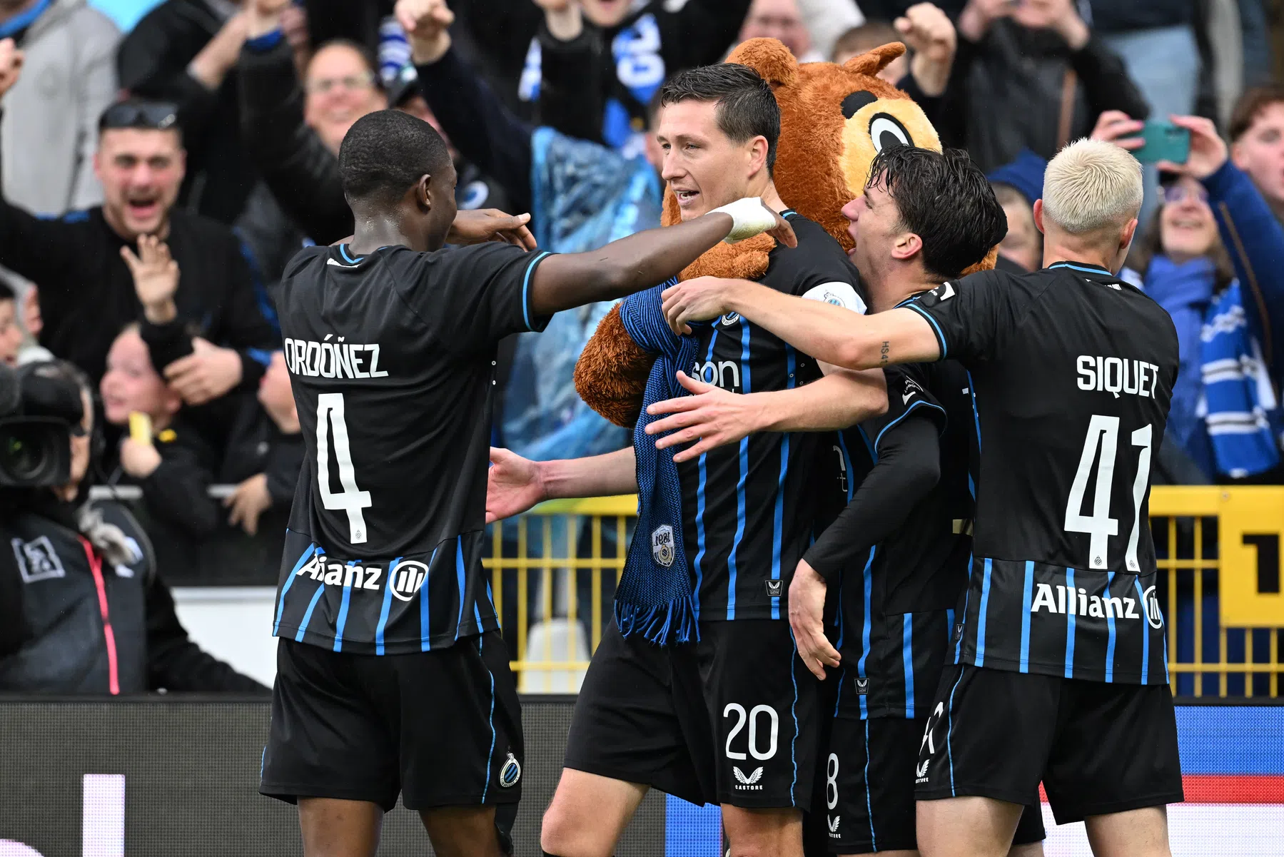 Club Brugge slacht Union Sint-Gillis en zet reuzenstap richting landstitel